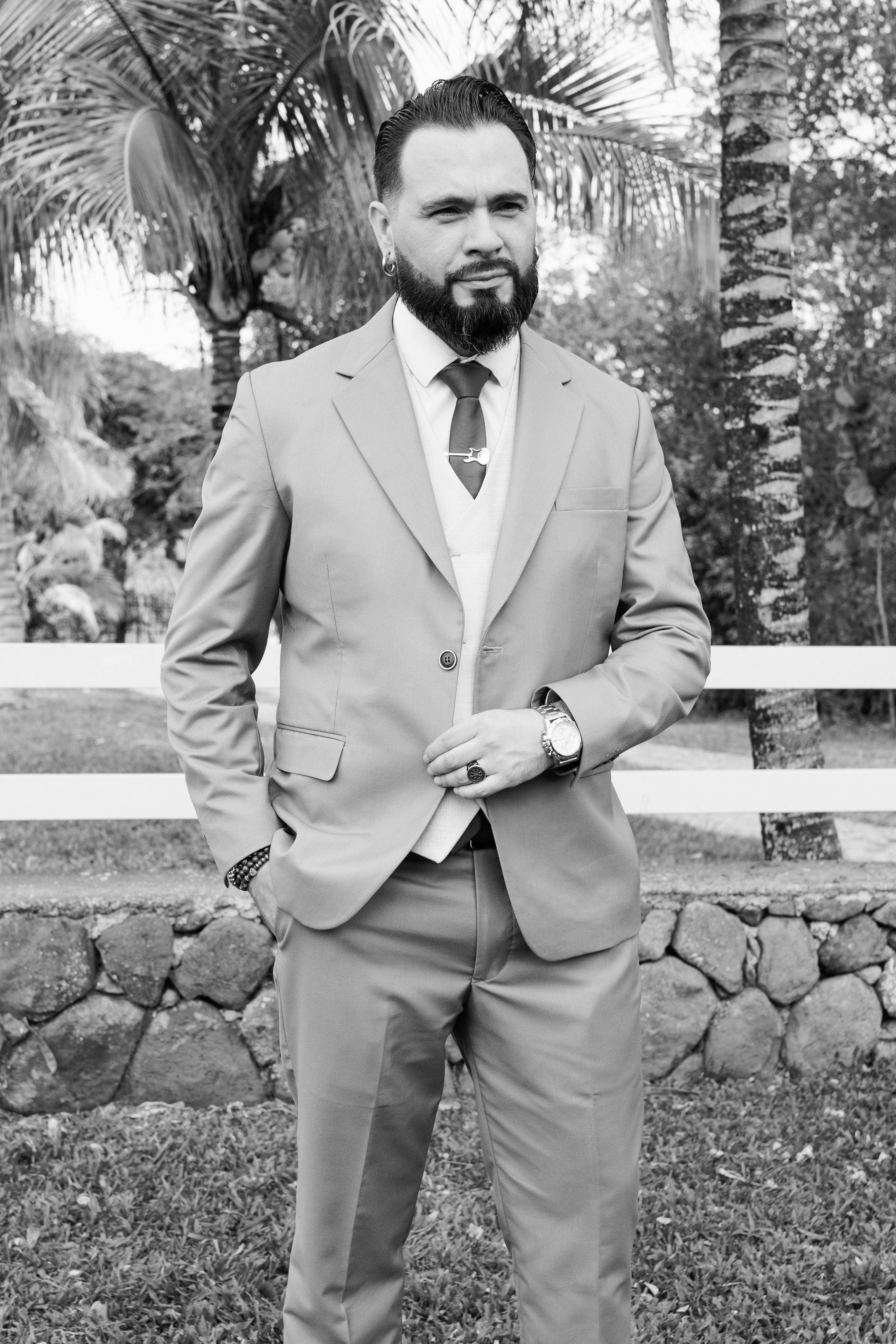El novio. Jose Florez wedding photographer in Colombia