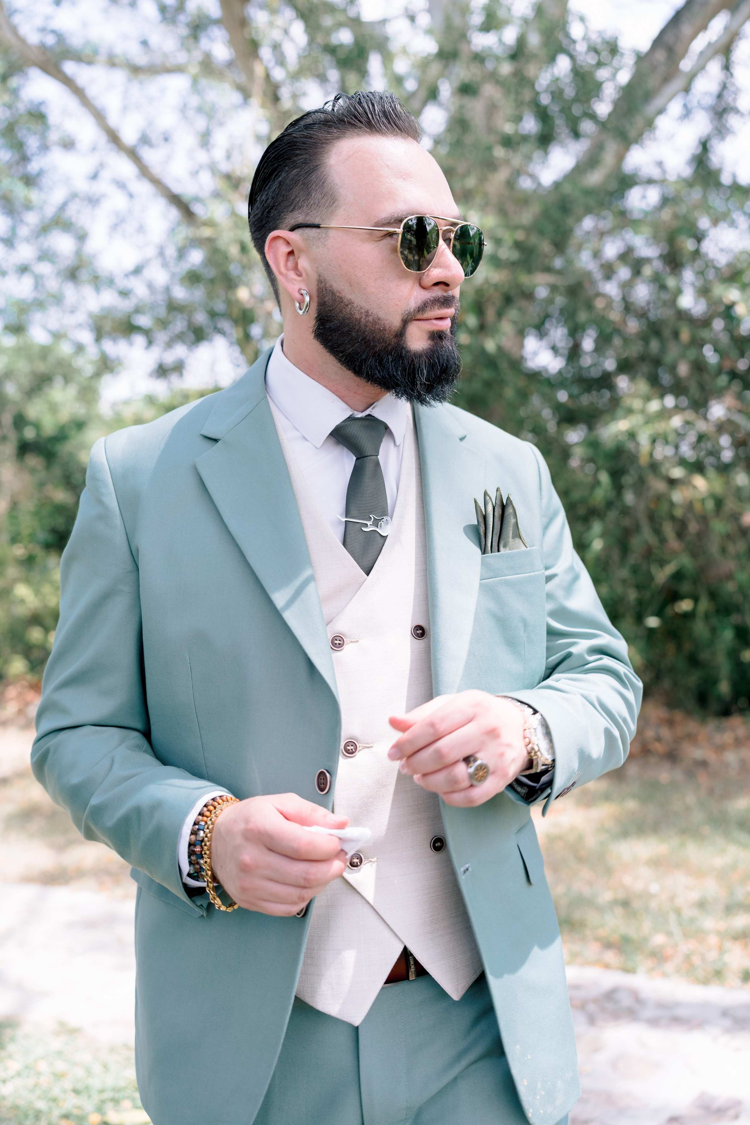 El novio. Jose Florez wedding photographer in Colombia