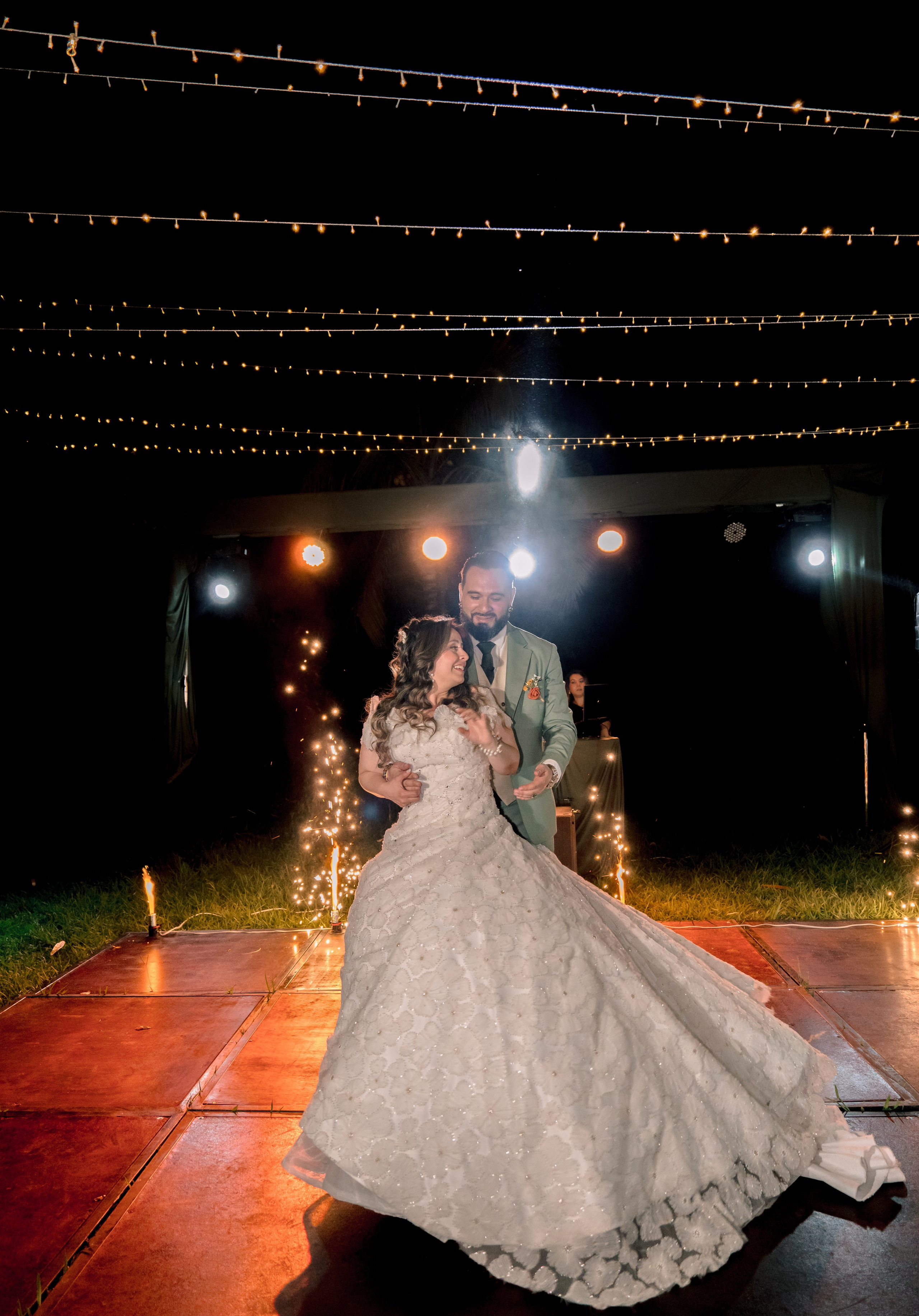 Lizeth + William. Jose Florez wedding photographer in Colombia