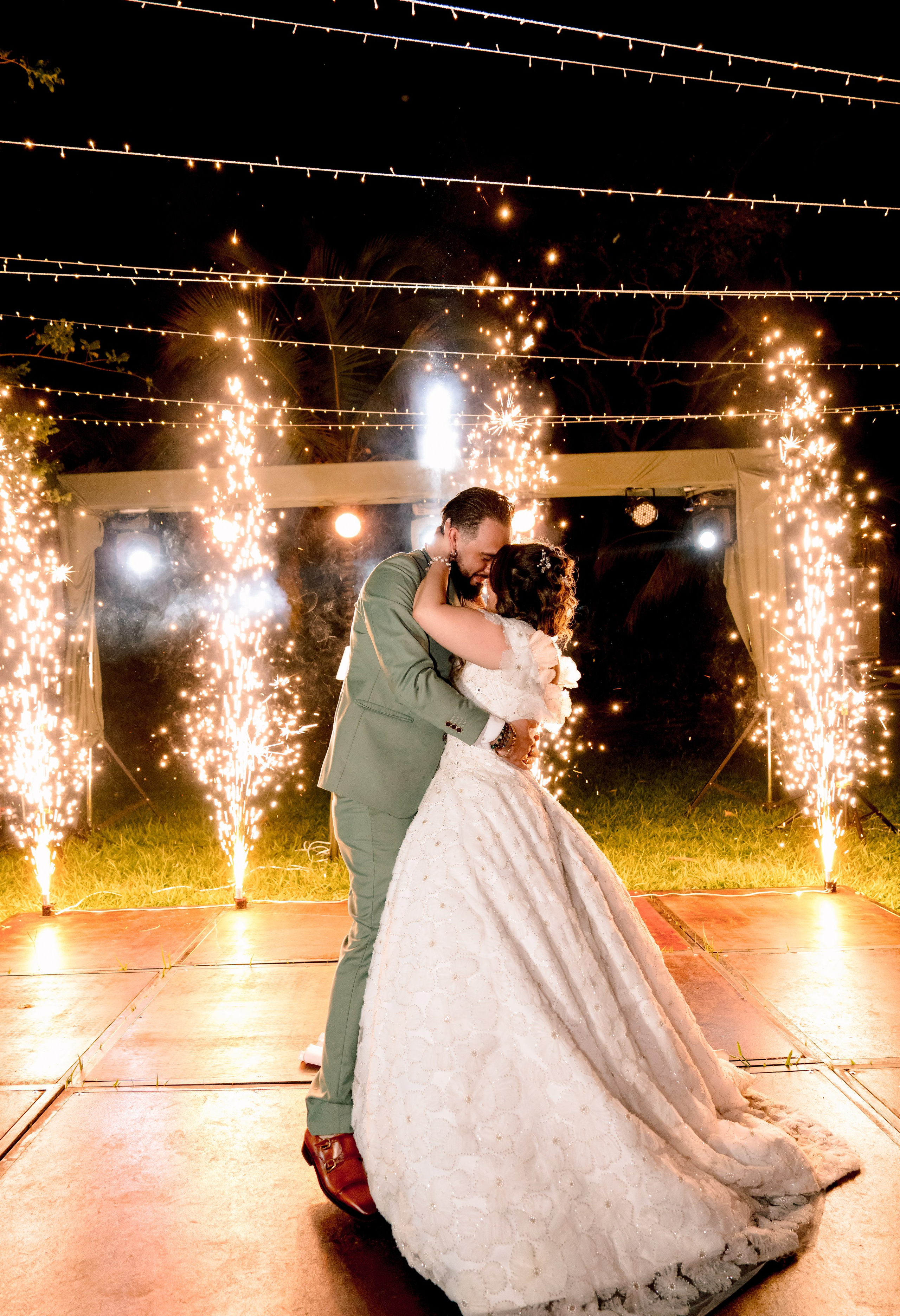 Lizeth + William. Jose Florez wedding photographer in Colombia