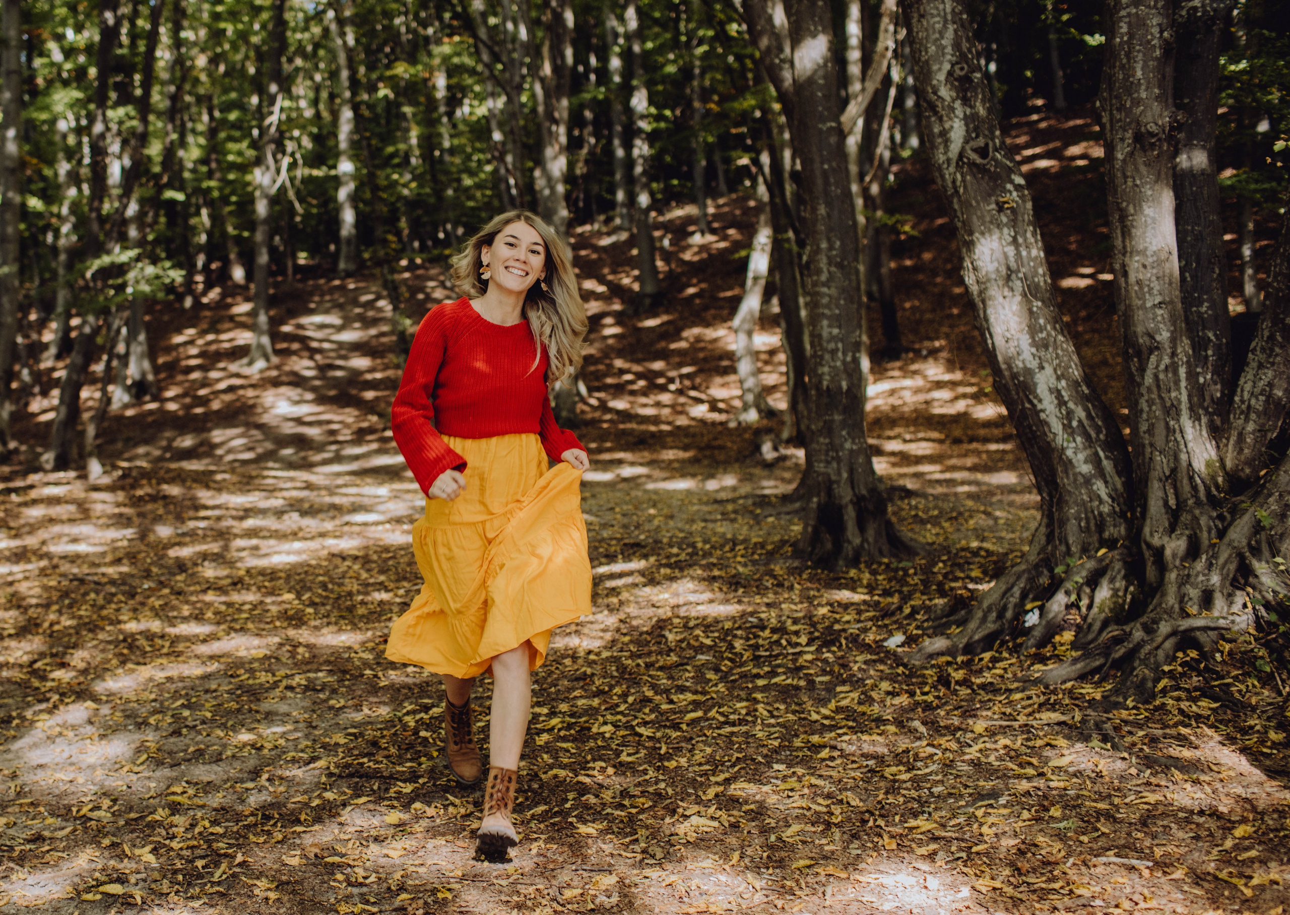 Medeea. Wedding & couple photographer from Romania Rut Vetan