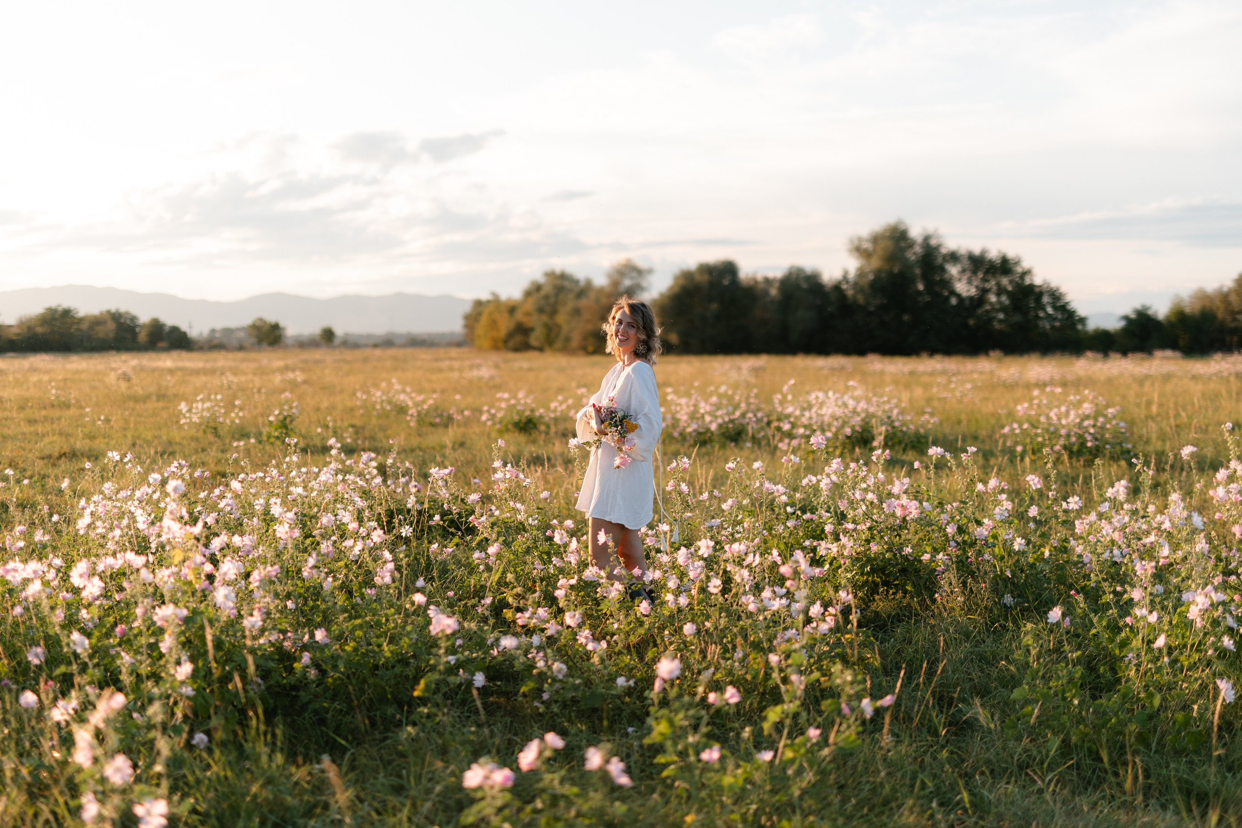 Mara — Portrait. Main