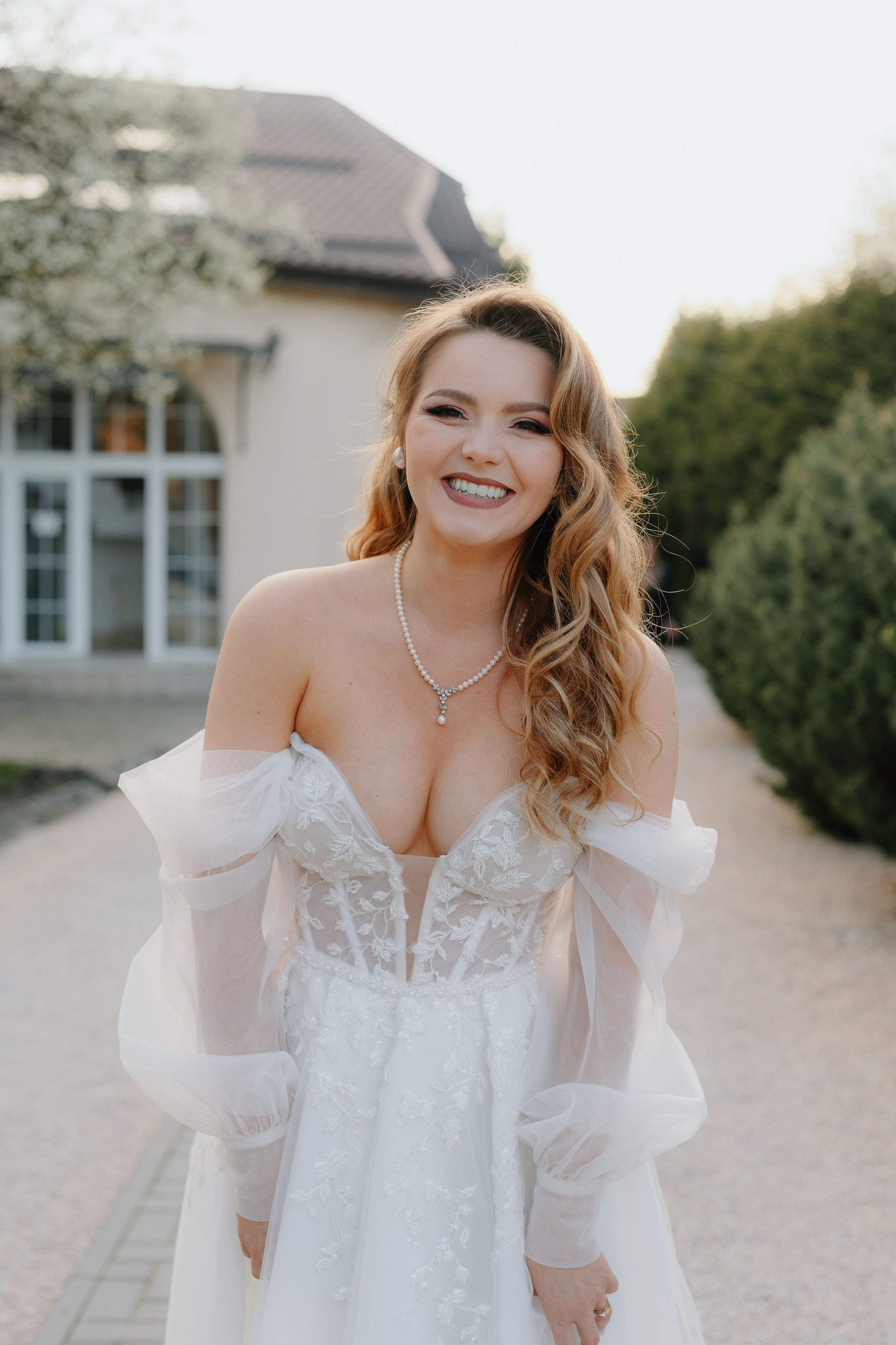 Nicoleta & Lucian. Main