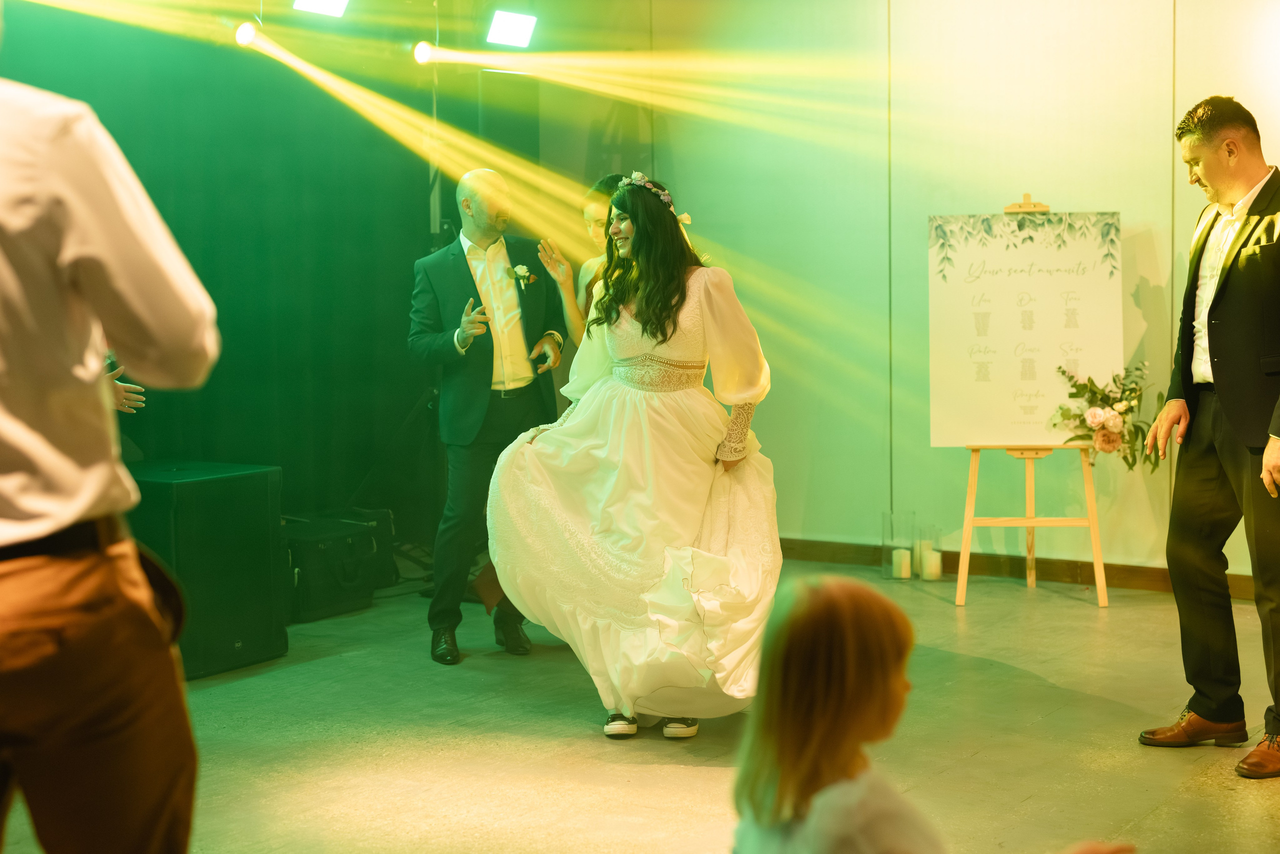 Flori & Cosmin. Main