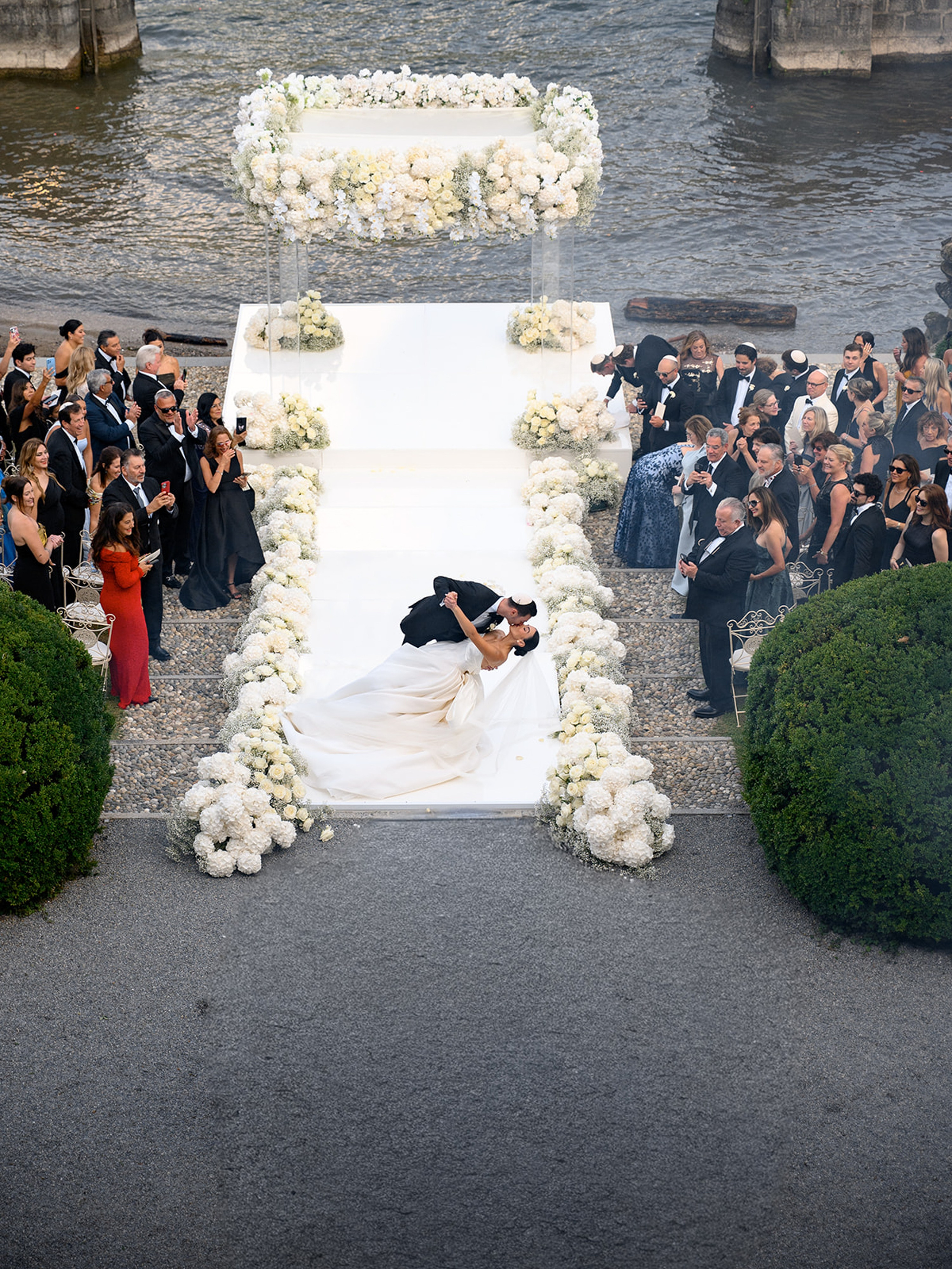 SYDNEY & REED. Bakasphoto wedding and lifestyle photography Latvia and Worldwide