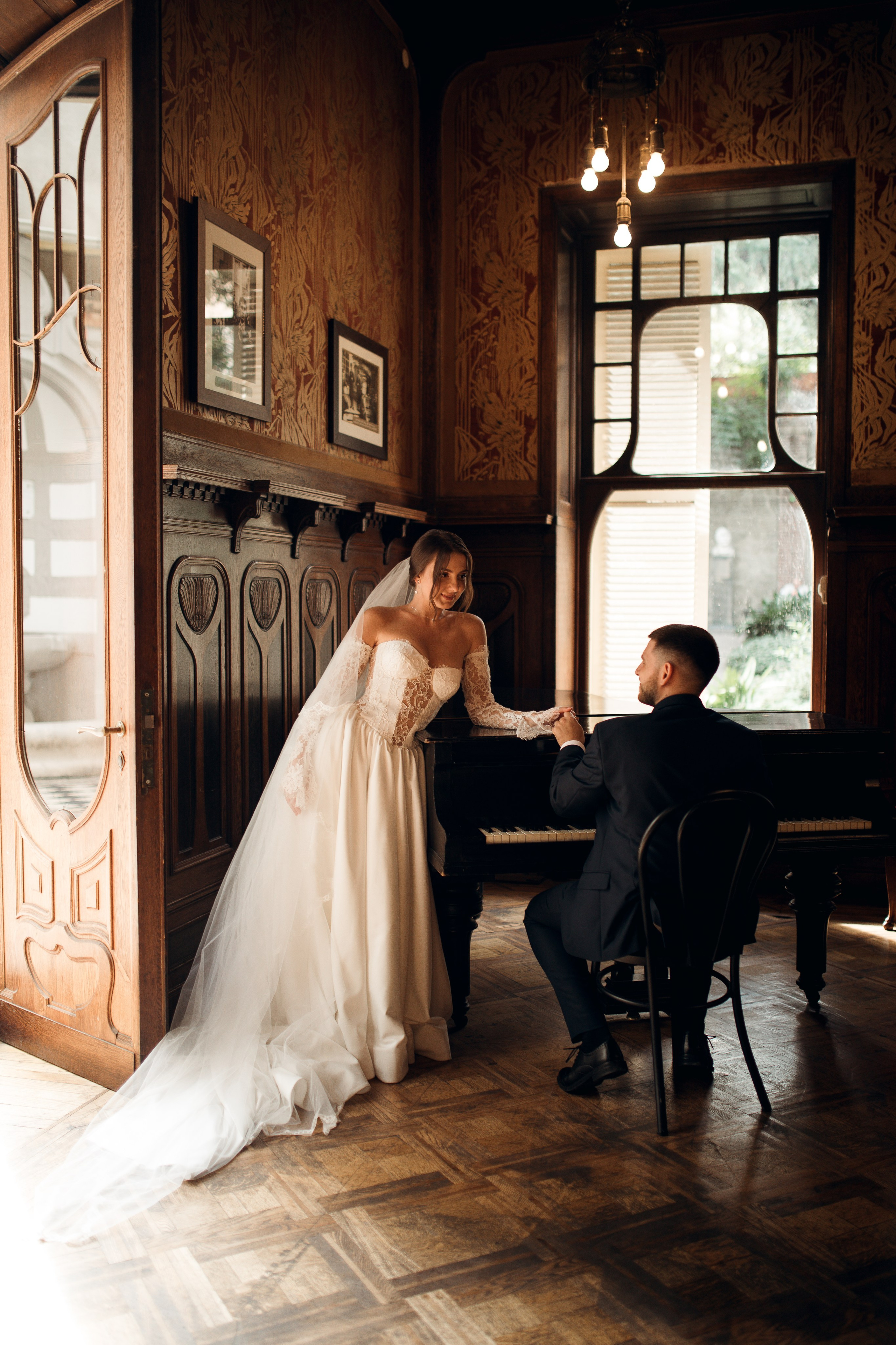 Денис & Каріна. Wedding photographer in Georgia
