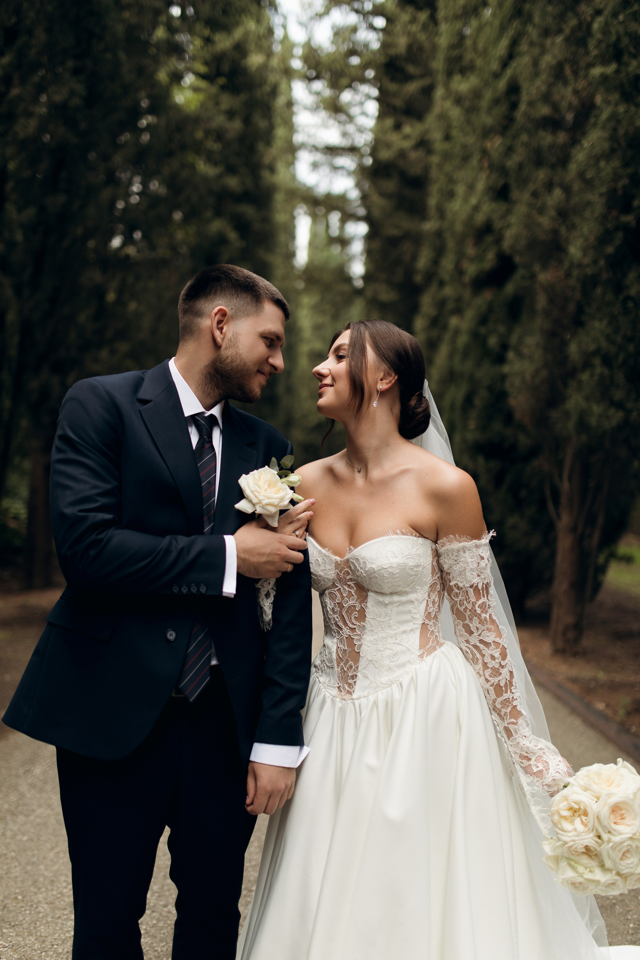 Денис & Каріна. Wedding photographer in Georgia