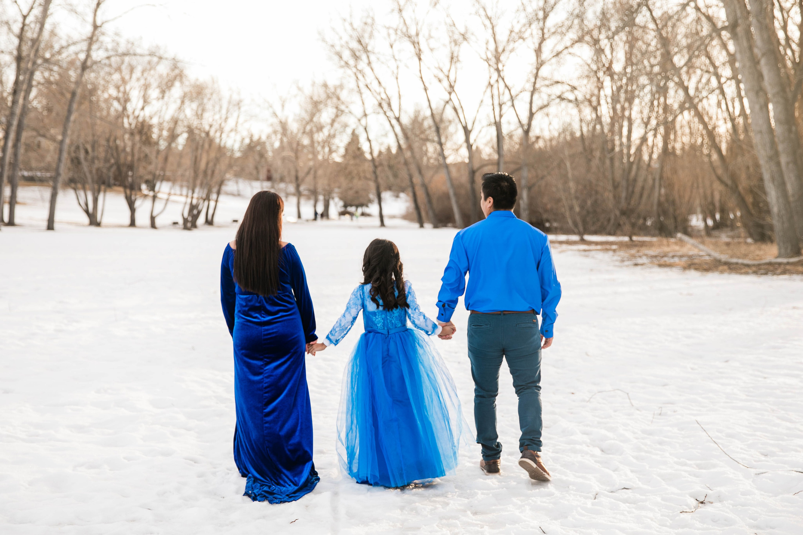 Maternity Photos — Confederation Park — Dulce. Fotografía accesible en Calgary