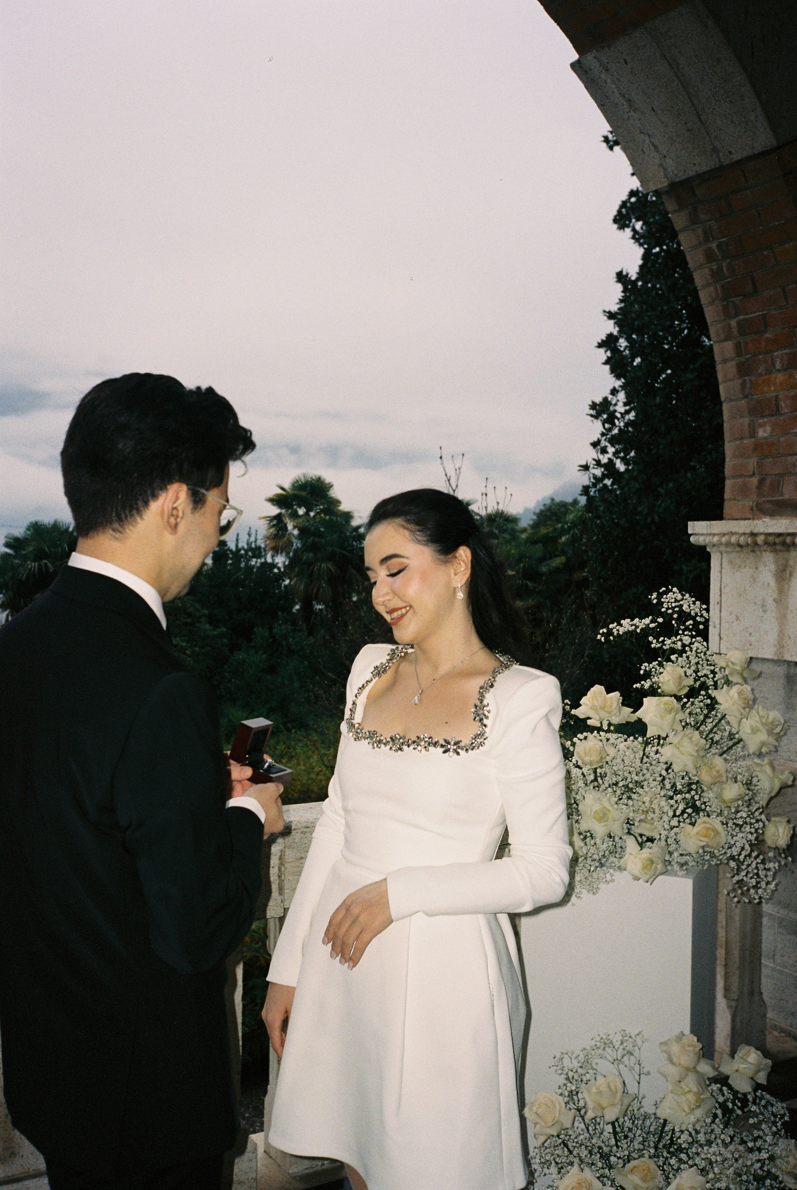 Proposal in Como | Romantic Lake Como Proposal Photoshoot. Wedding photographer in Italy
