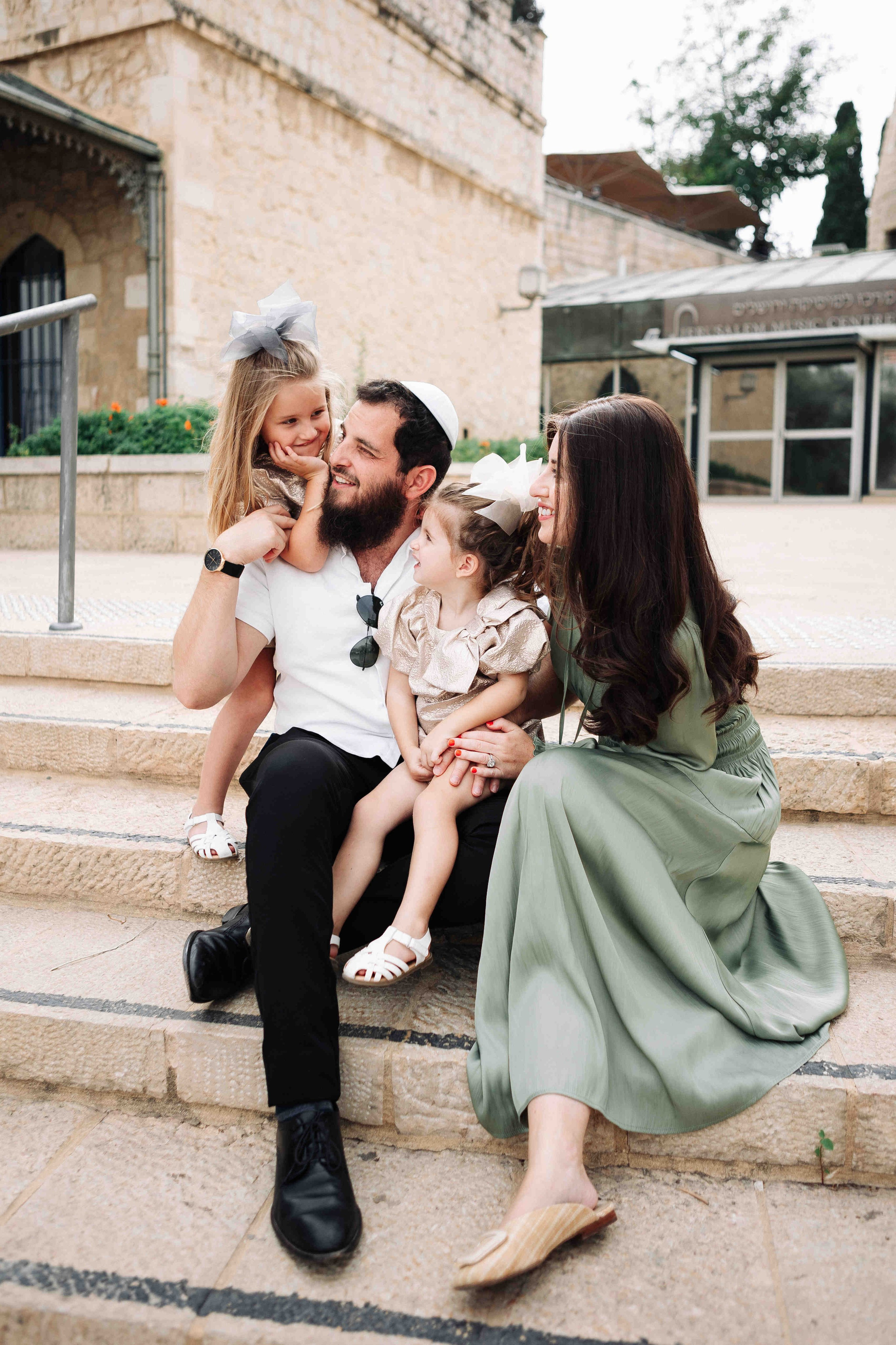 BEAUTIFUL FAMILY PHOTOSESSION. PHOTOGRAPHER IN ISRAEL