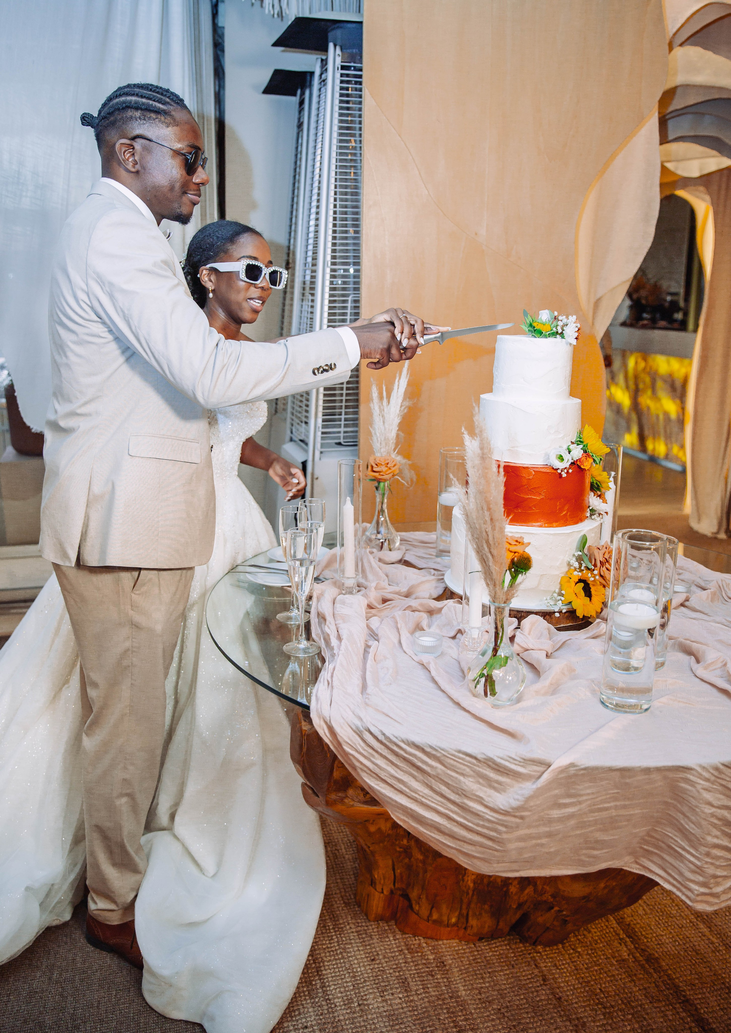 Kuselia & Kaleb. Fazemos o seu casamento ser lembrado por gerações