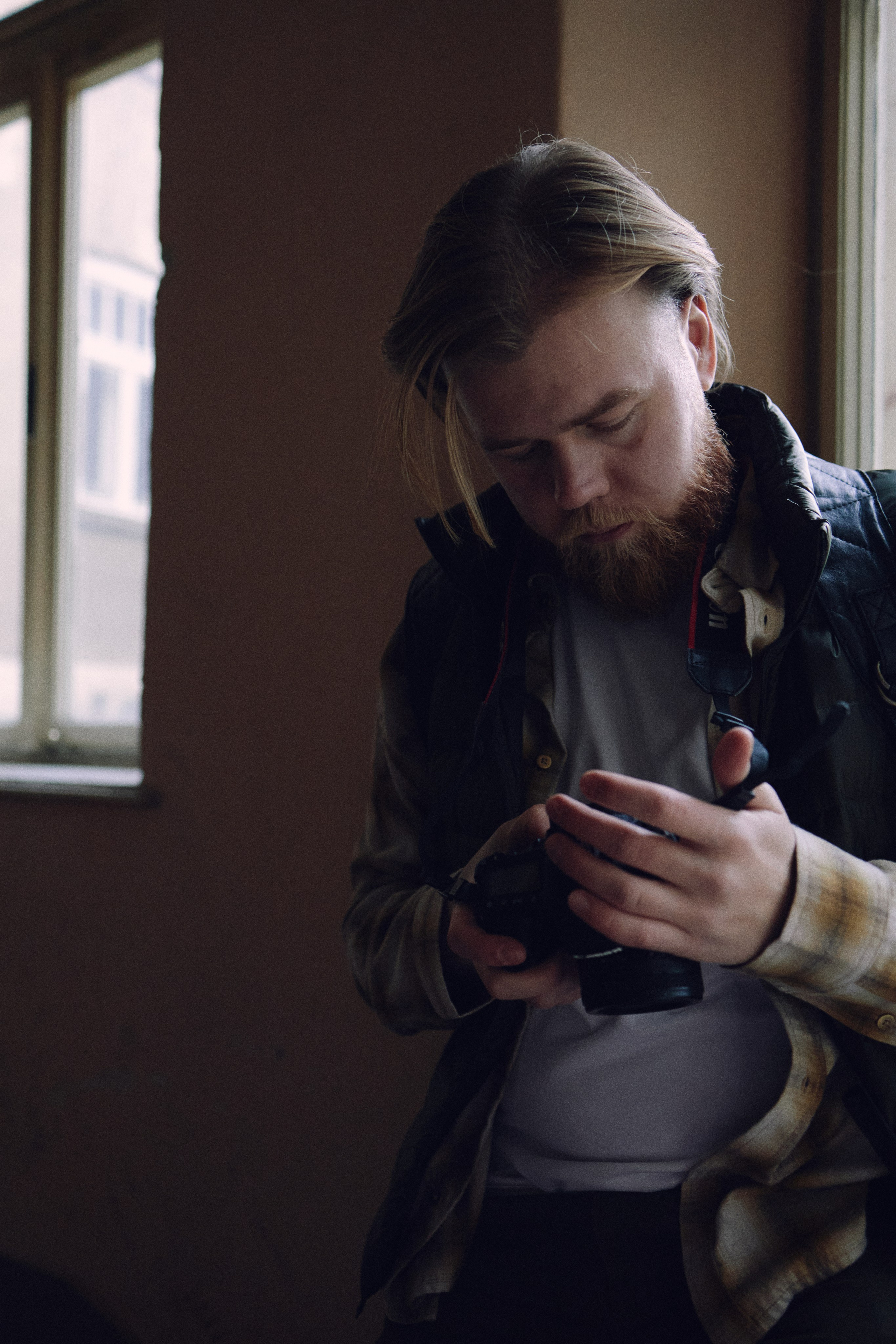 Городской исследователь: Фотосессия Петра в Нови Саде | Фотограф Анастасия Еремина. Анастасия Еремина | Фотограф в Сербии | Персональные и бизнес-фотосессии в Белграде и Нови Саде