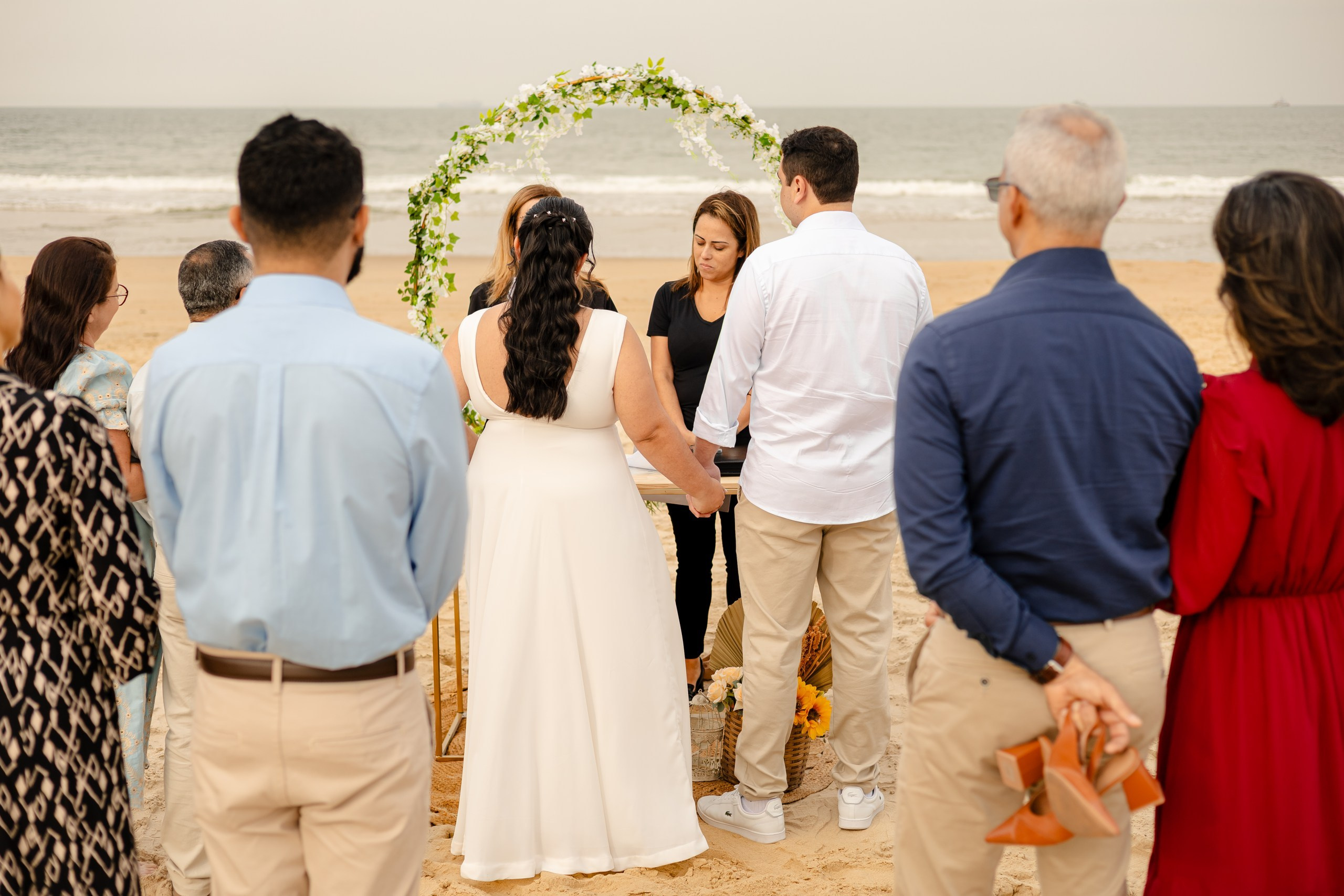 Casamento intimista na Praia Brava em Itajaí da Edilaine e do Lennon