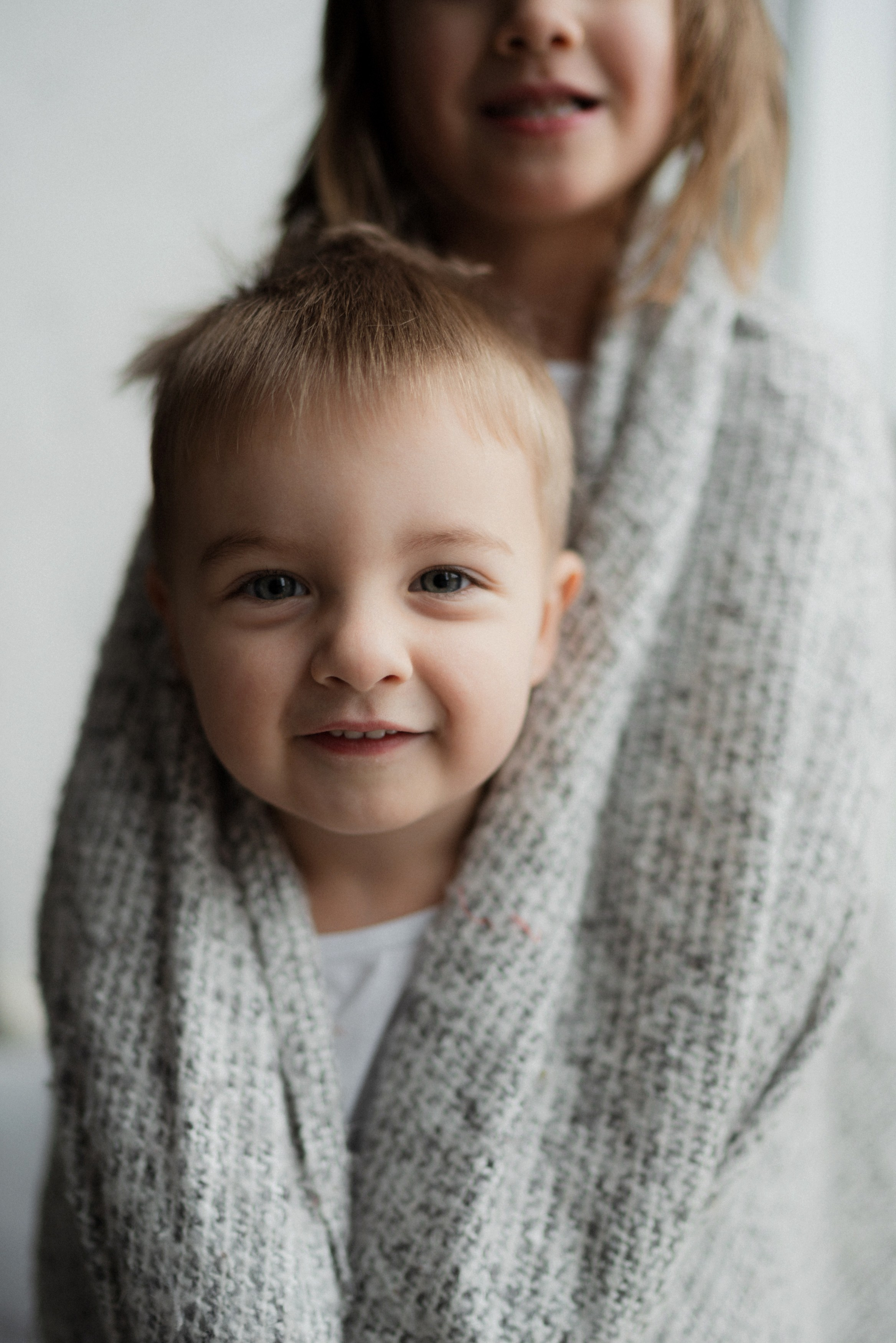 Фотосессия для семьи в студии Дананг. Фотограф в Дананге, Вьетнам. Эстетика и лайфстайл