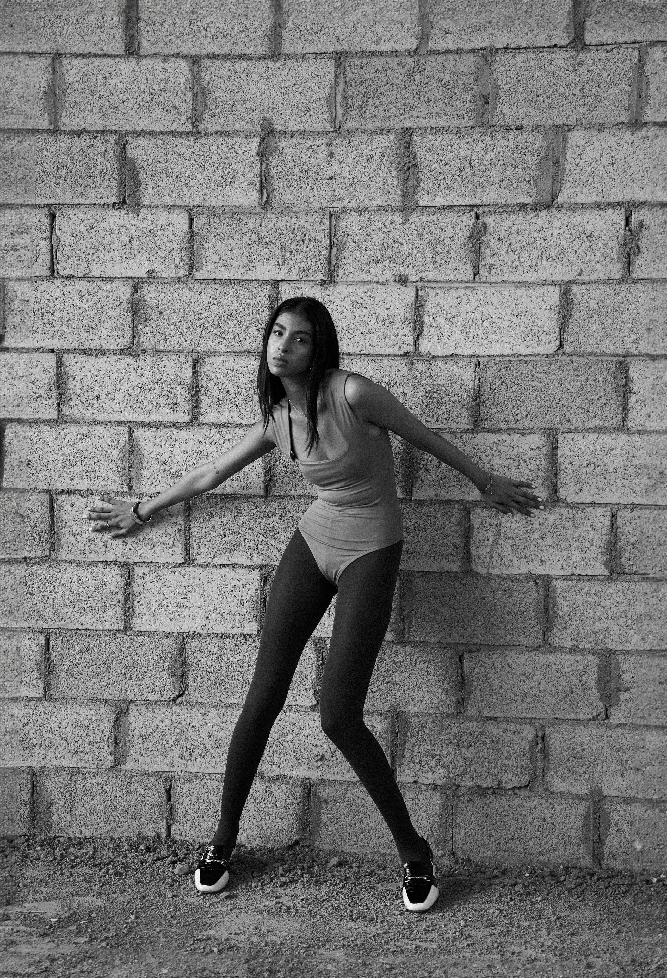 RADIANT REIGN. CRAETIVE COLLECTIVE