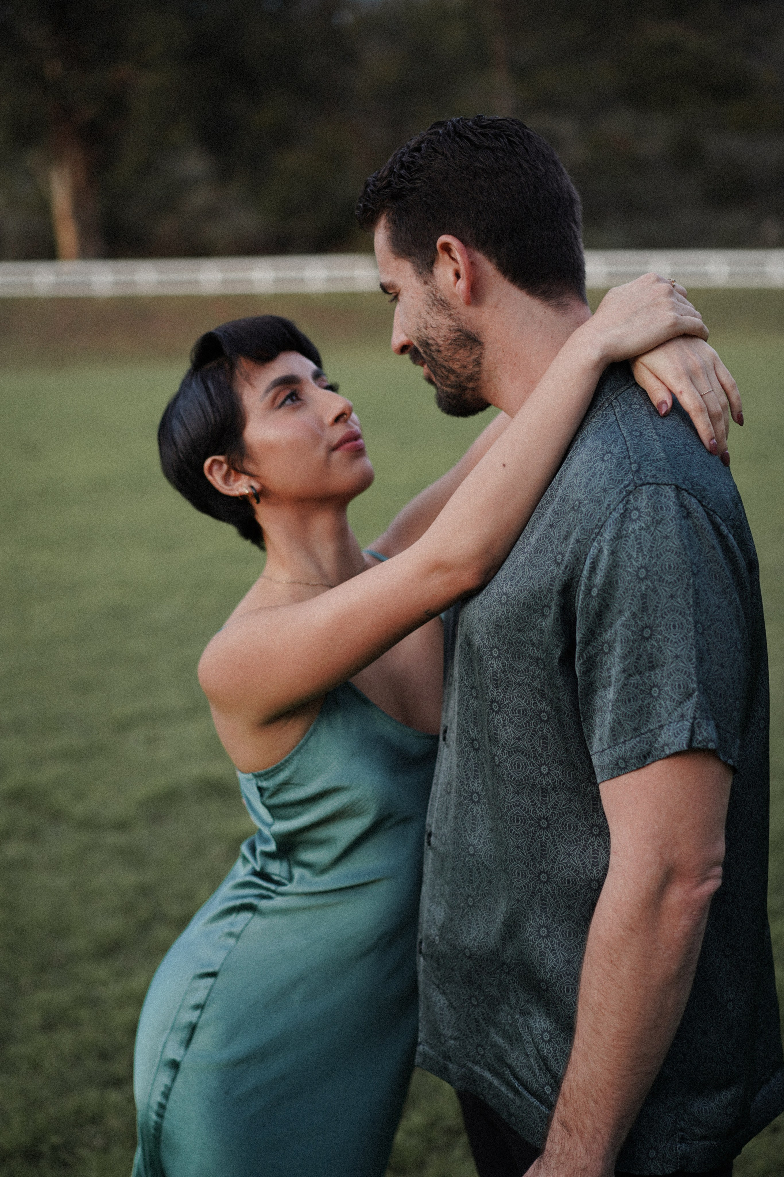 Love story photoshoot. Engagement photoshoot. Couple photoshoot. Malibu. Family photoshoot, Get away photoshoot in California. Beautiful love story photoshoot.