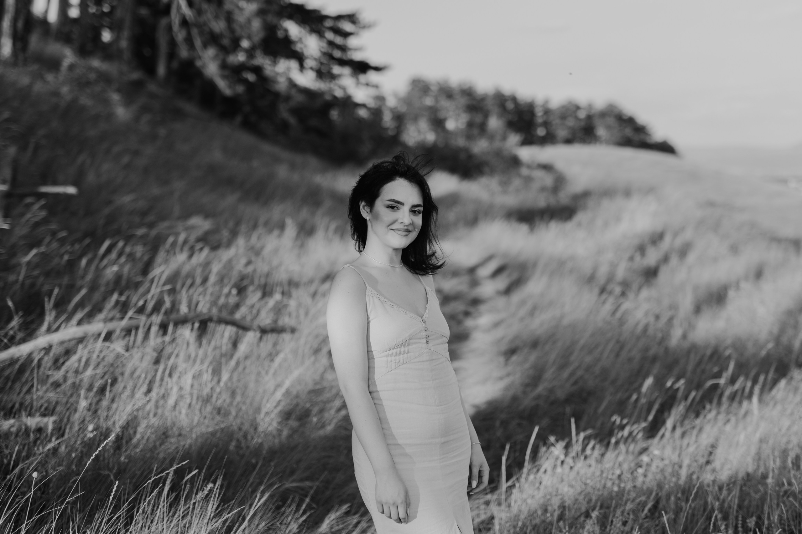 Laura — Portrait. Main