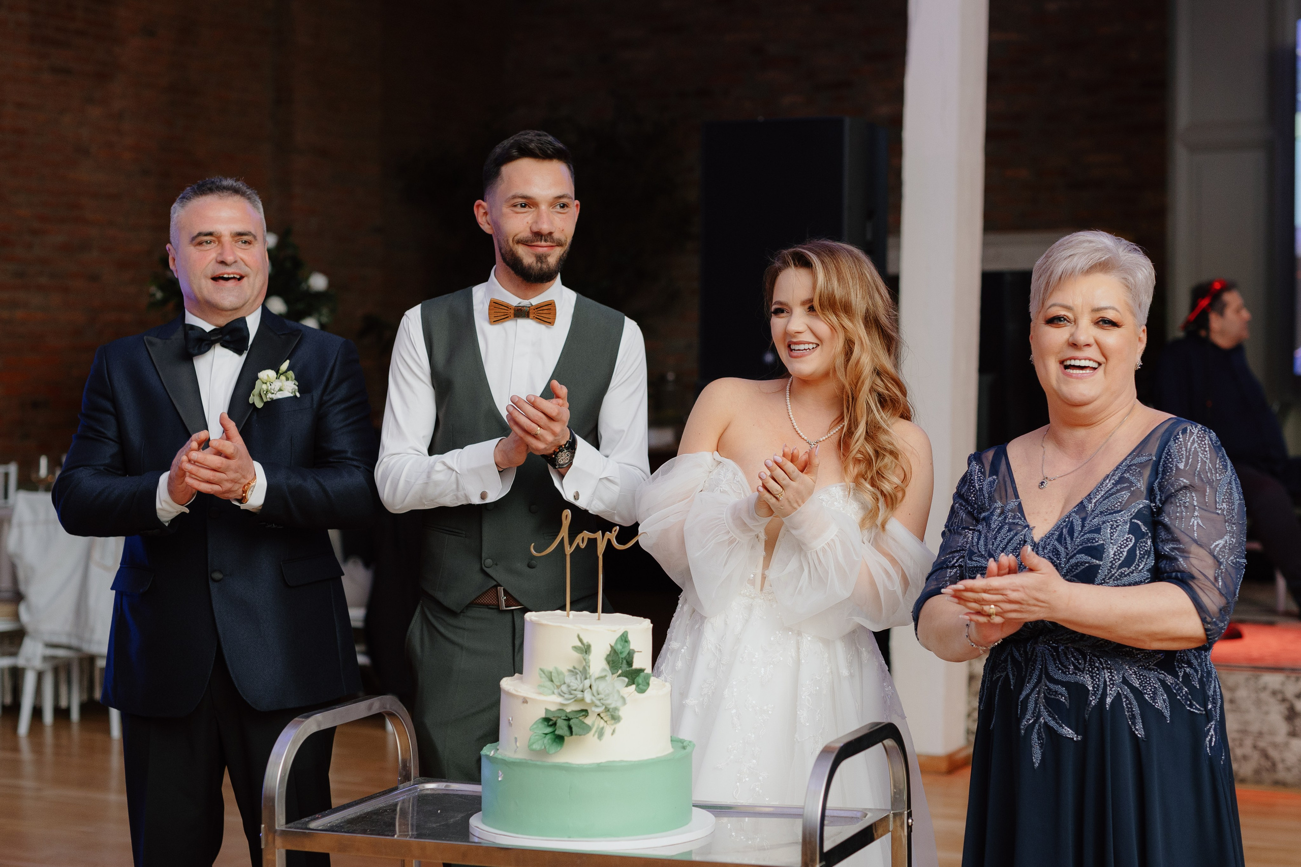 Nicoleta & Lucian. Main