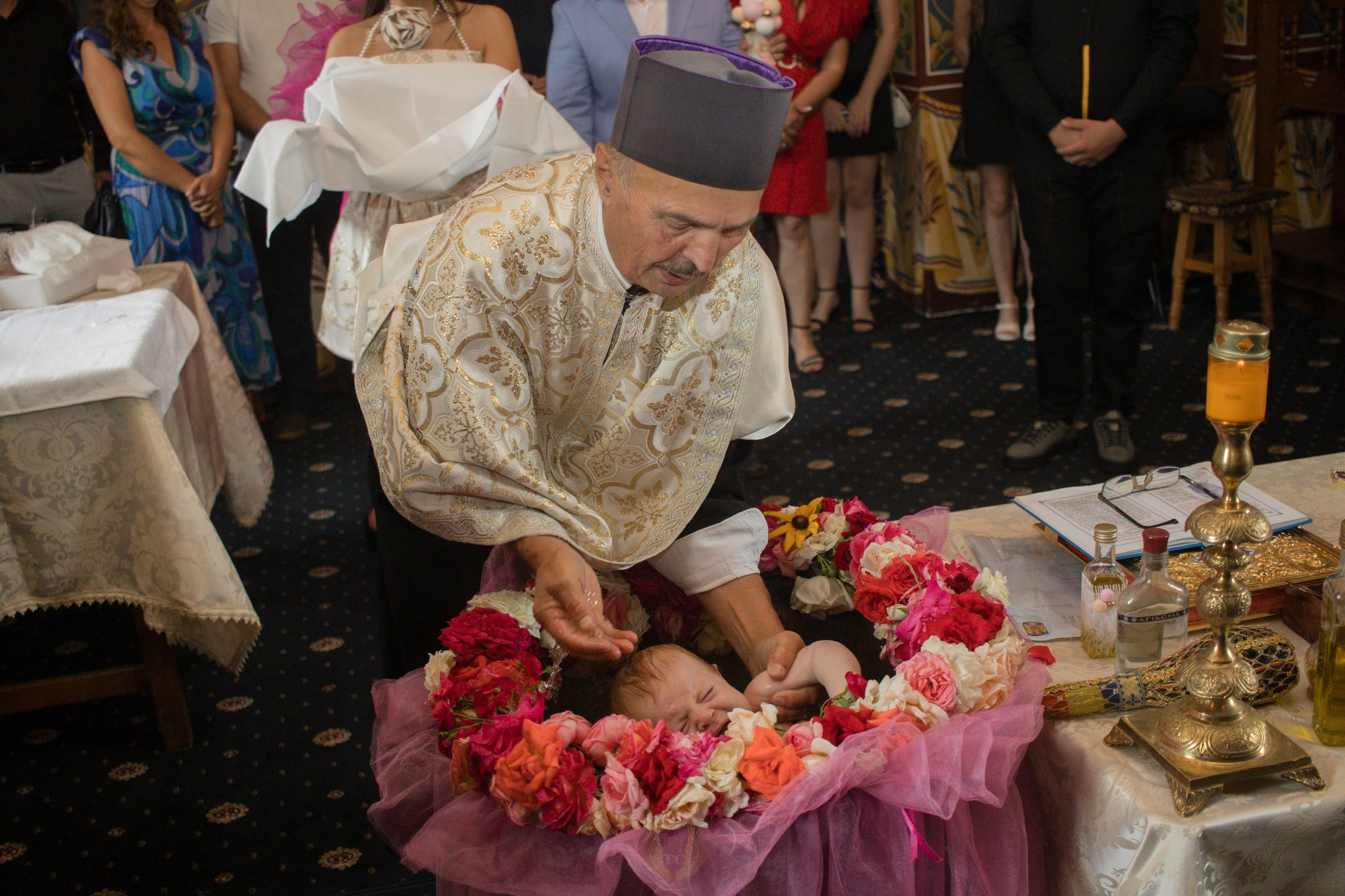 Eva Ioana. Fotograf si videograf — evenimente si studio