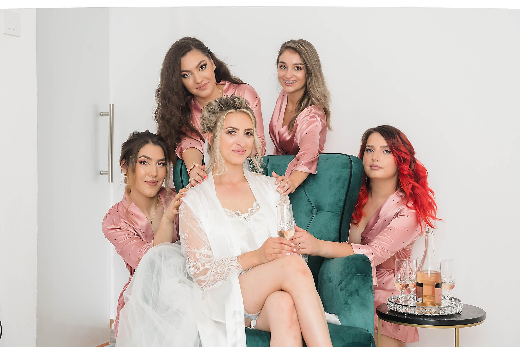 Fotograf nunta Ploiesti ; Fotograf nunta București ; Fotograf Botez Ploiesti, Fotograf Botez Bucuresti, Fotograf eveniment, Nunta, Botez, Corporate, Foto Video Ploiesti, Foto Video Bucuresti