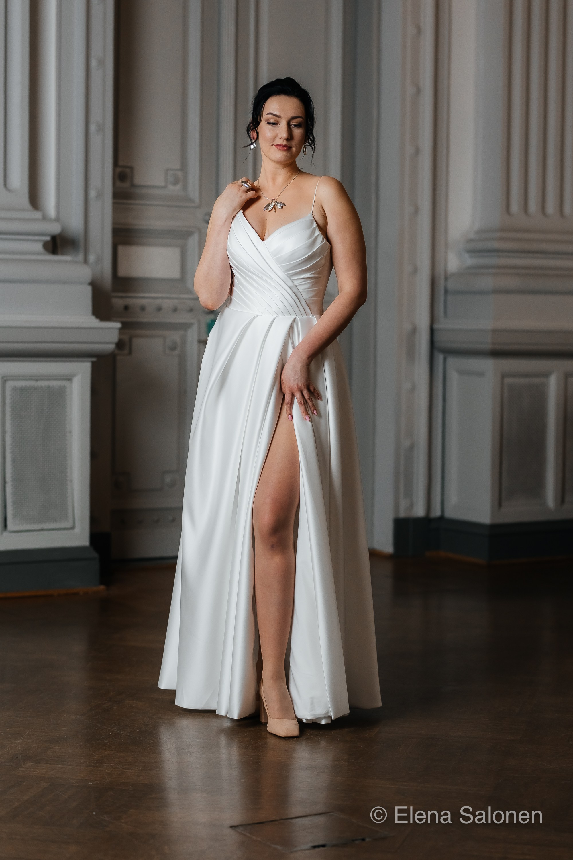 Iso hääkuvaus Helsingissä. Valokuvaaja Lahti, Helsinki Elena Salonen