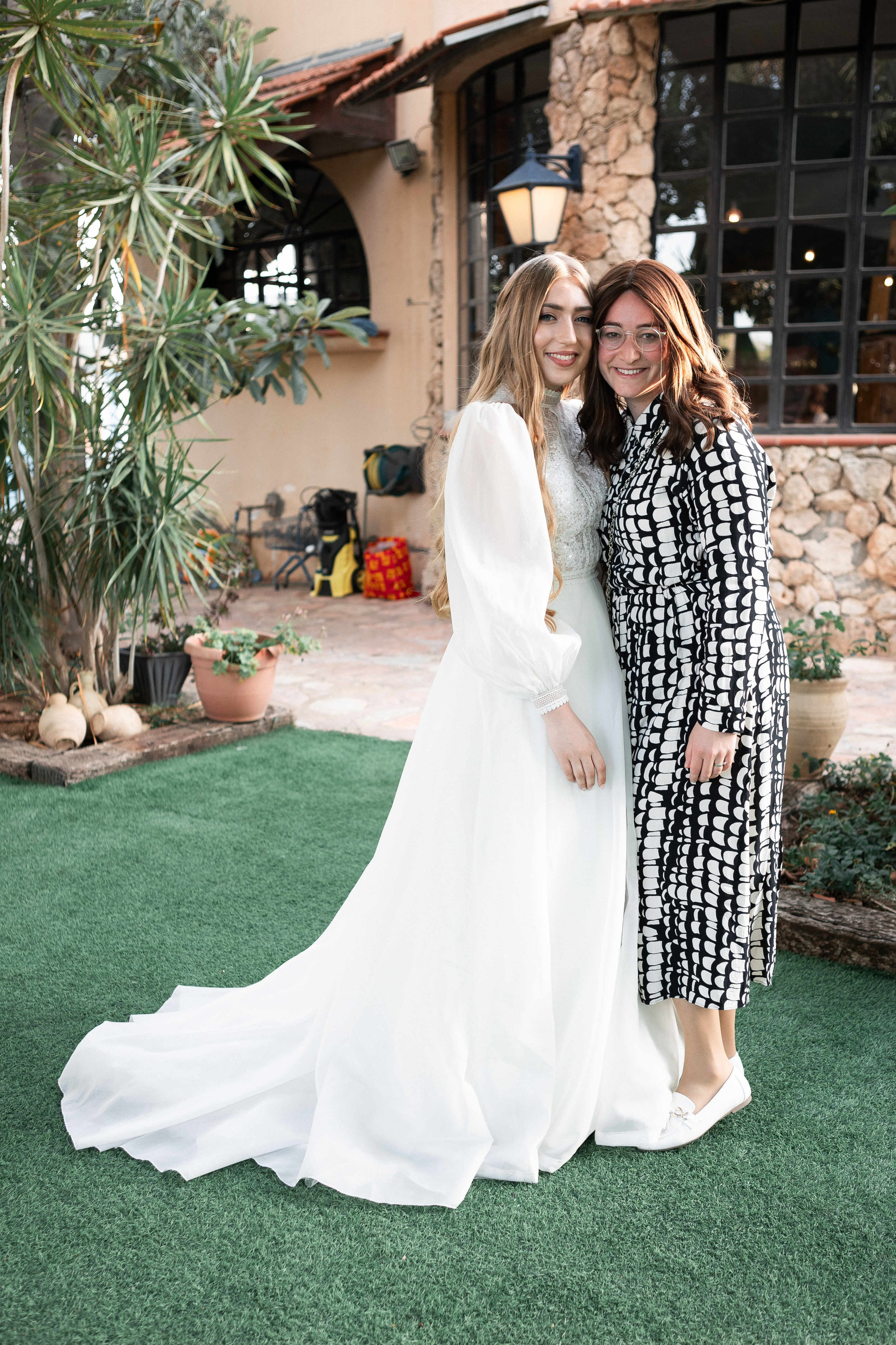 WEDDING IN A COZY PLACE NEAR TEL AVIV. PHOTOGRAPHER IN ISRAEL