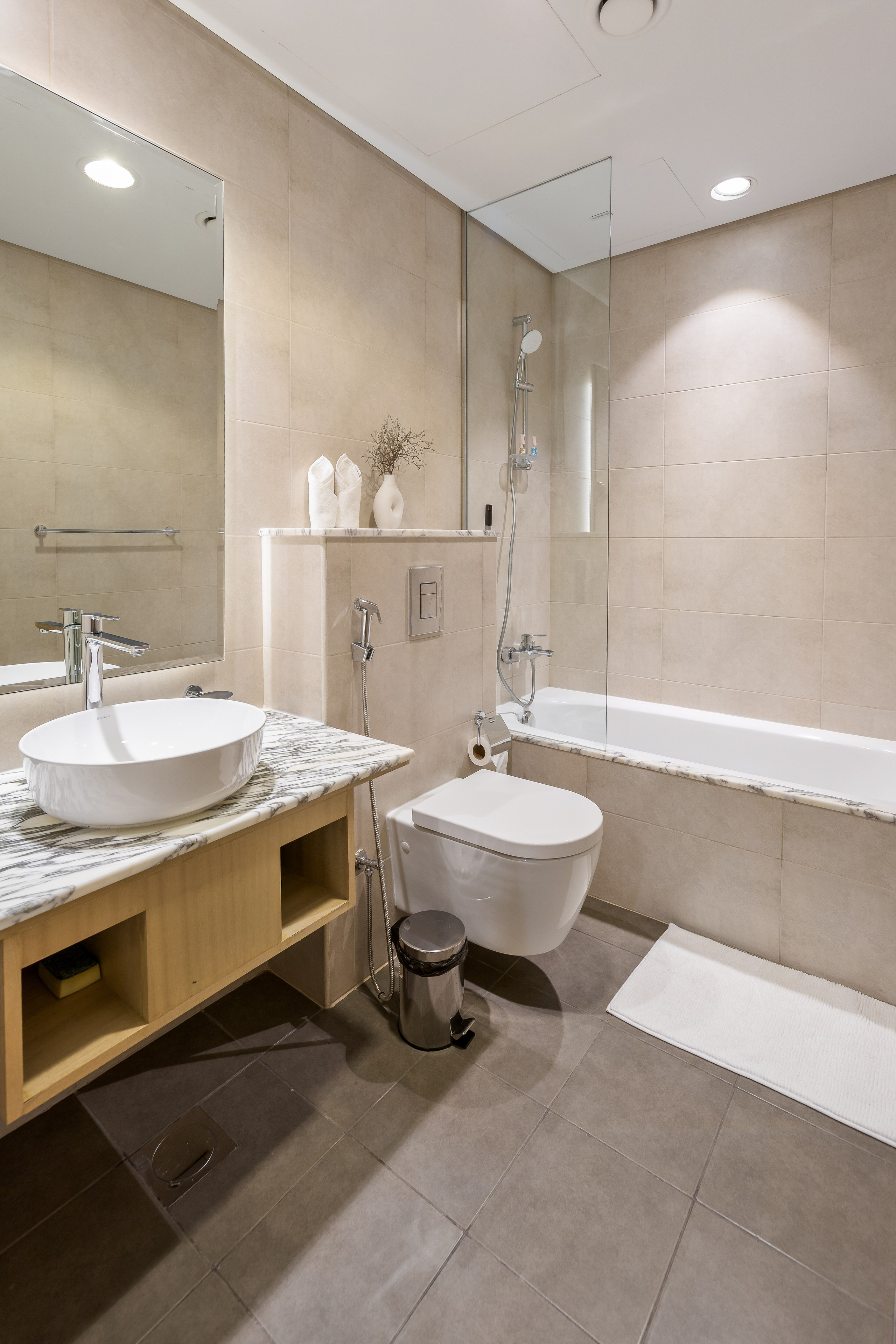 Paramount Midtown. Samy Mar Boy │Portrait, Automotive and Real Estate Photographer