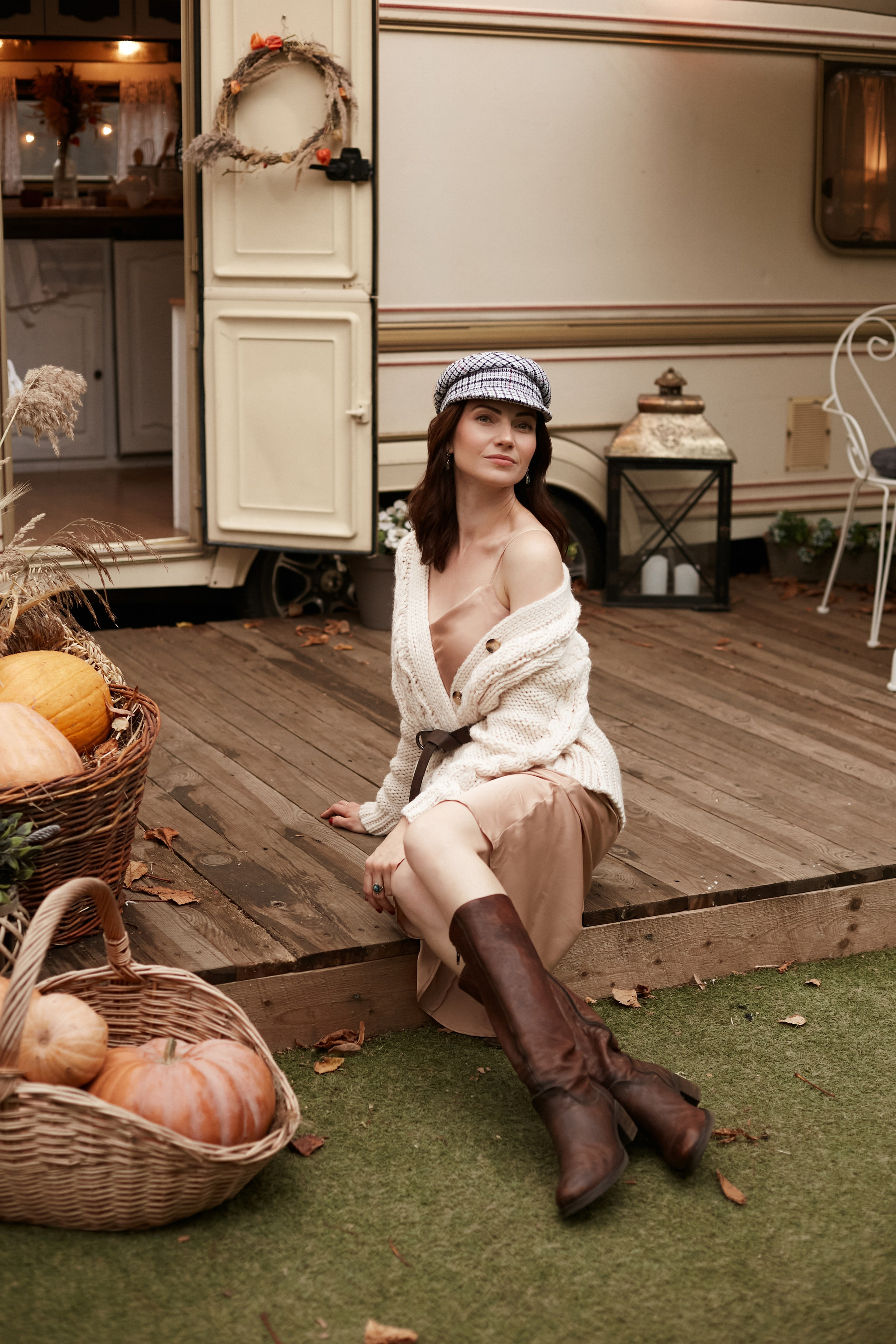 Autumn retro. Amazing photo session at a time convenient for you. Y