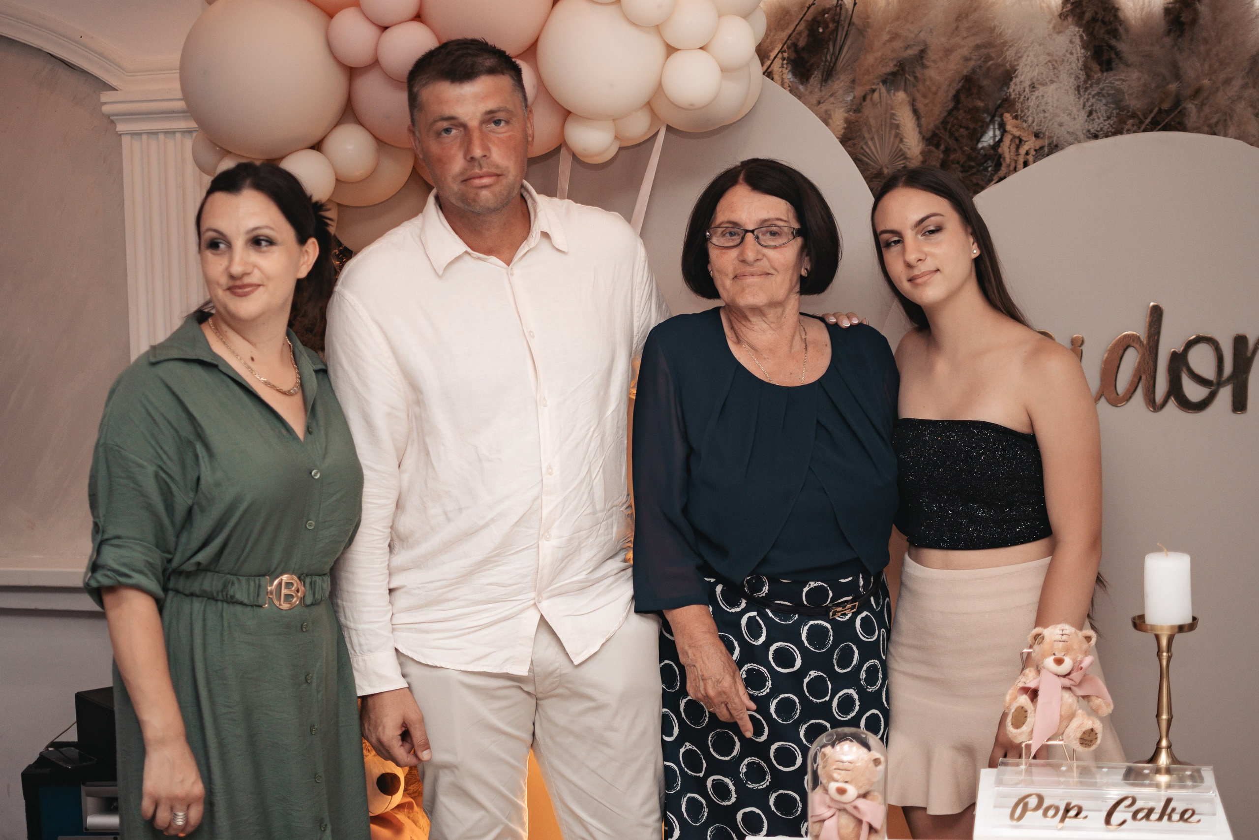 Isidora, rođendan. BambinaaPhotography