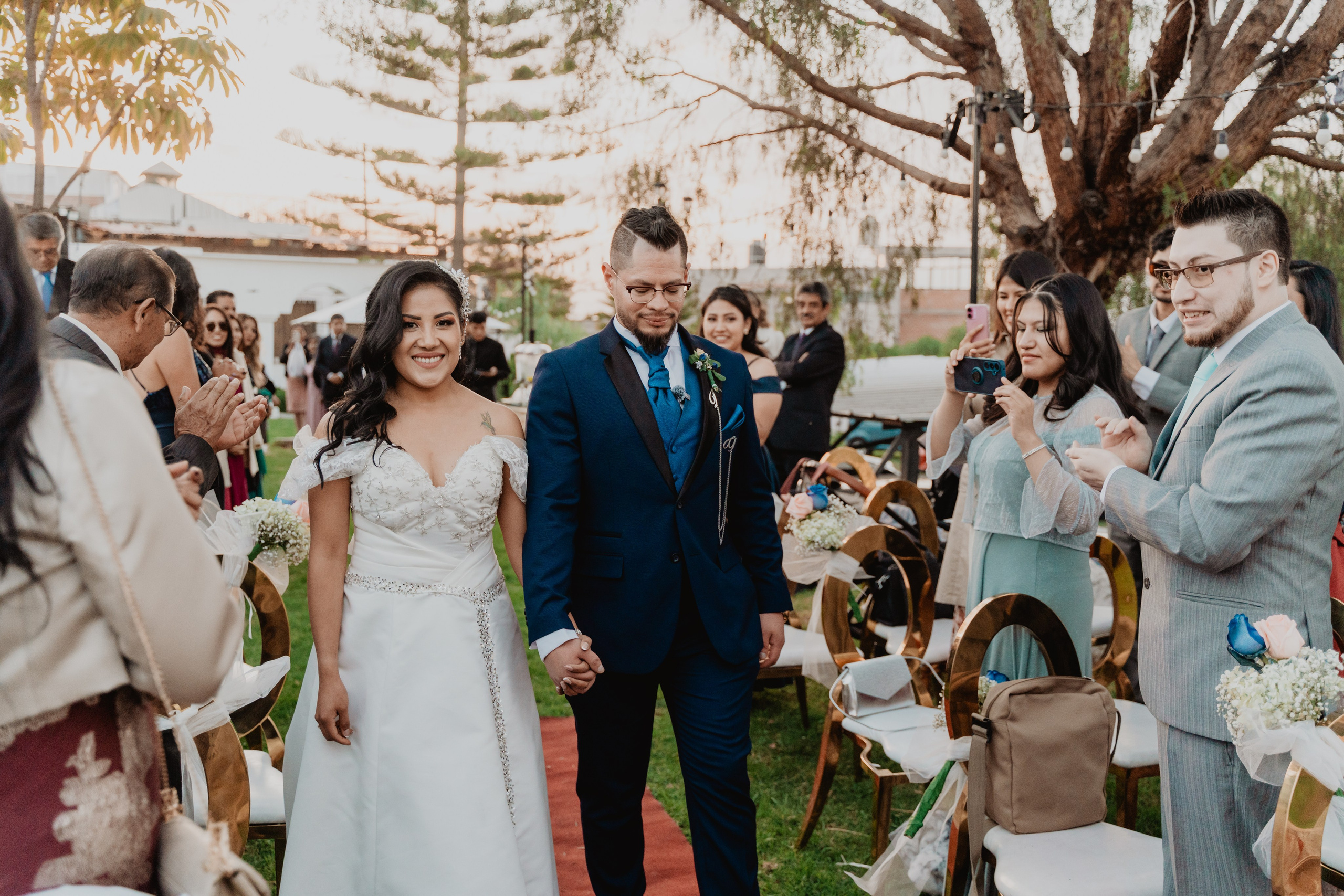 GABRIELA + JORGE | BODA CIVIL RELIGIOSA. Studio KVTA | Fotografía y Video de Bodas en Arequipa