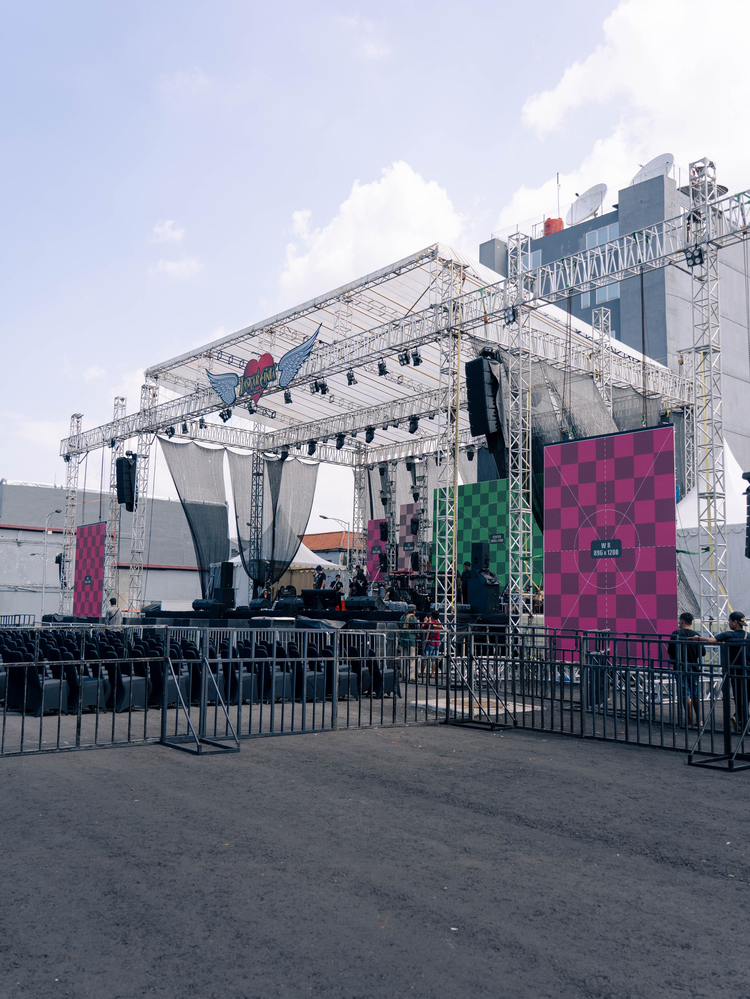 Laskar Cinta Concert — Behind The Scenes. Aro Salaka Event Photography