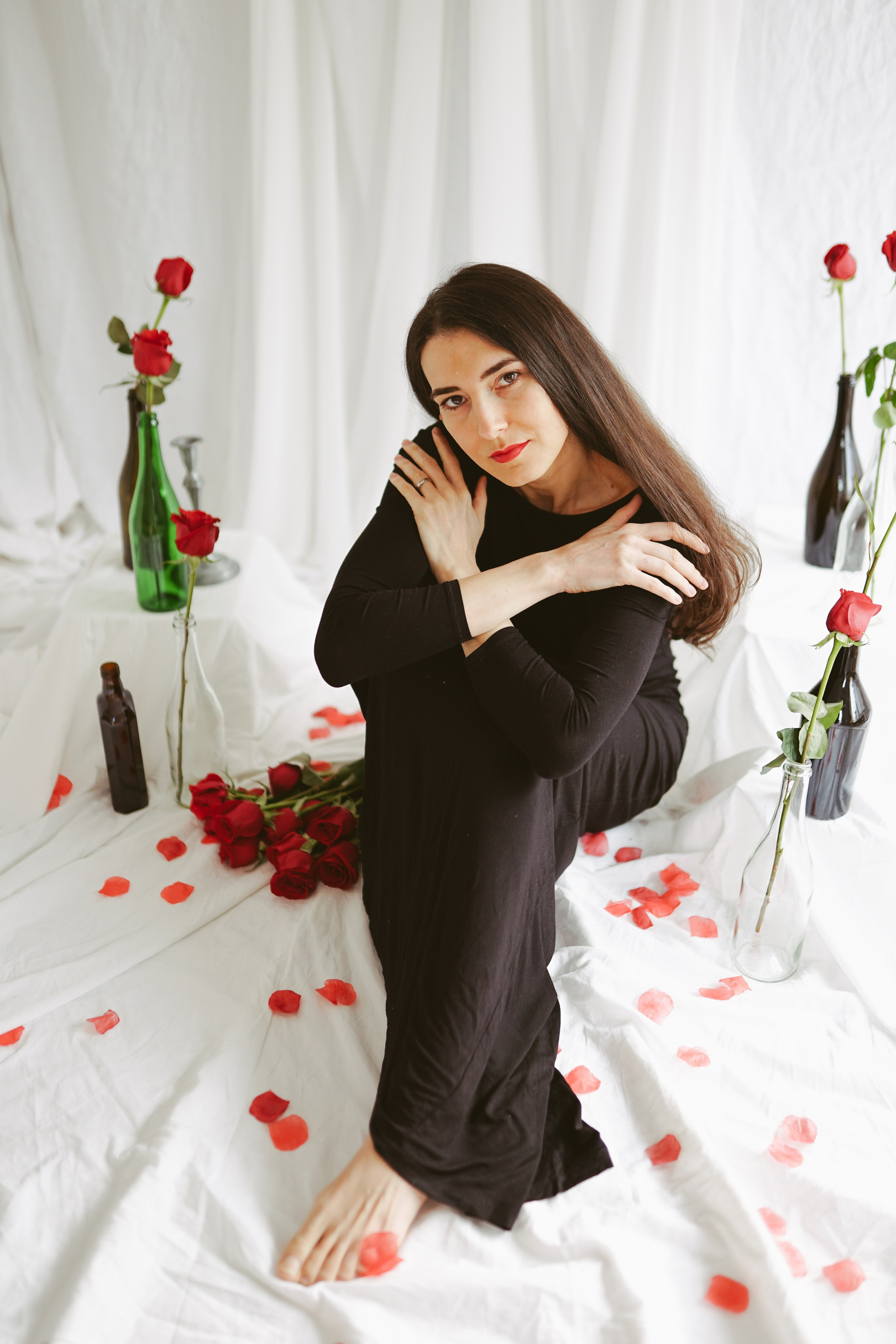 Fotografie de Portret Brașov | Artist Mădălina Beda. Madalina Beda- Artist vizual, fotograf, doula la nastere, consultant babywearing Brasov si in toata tara