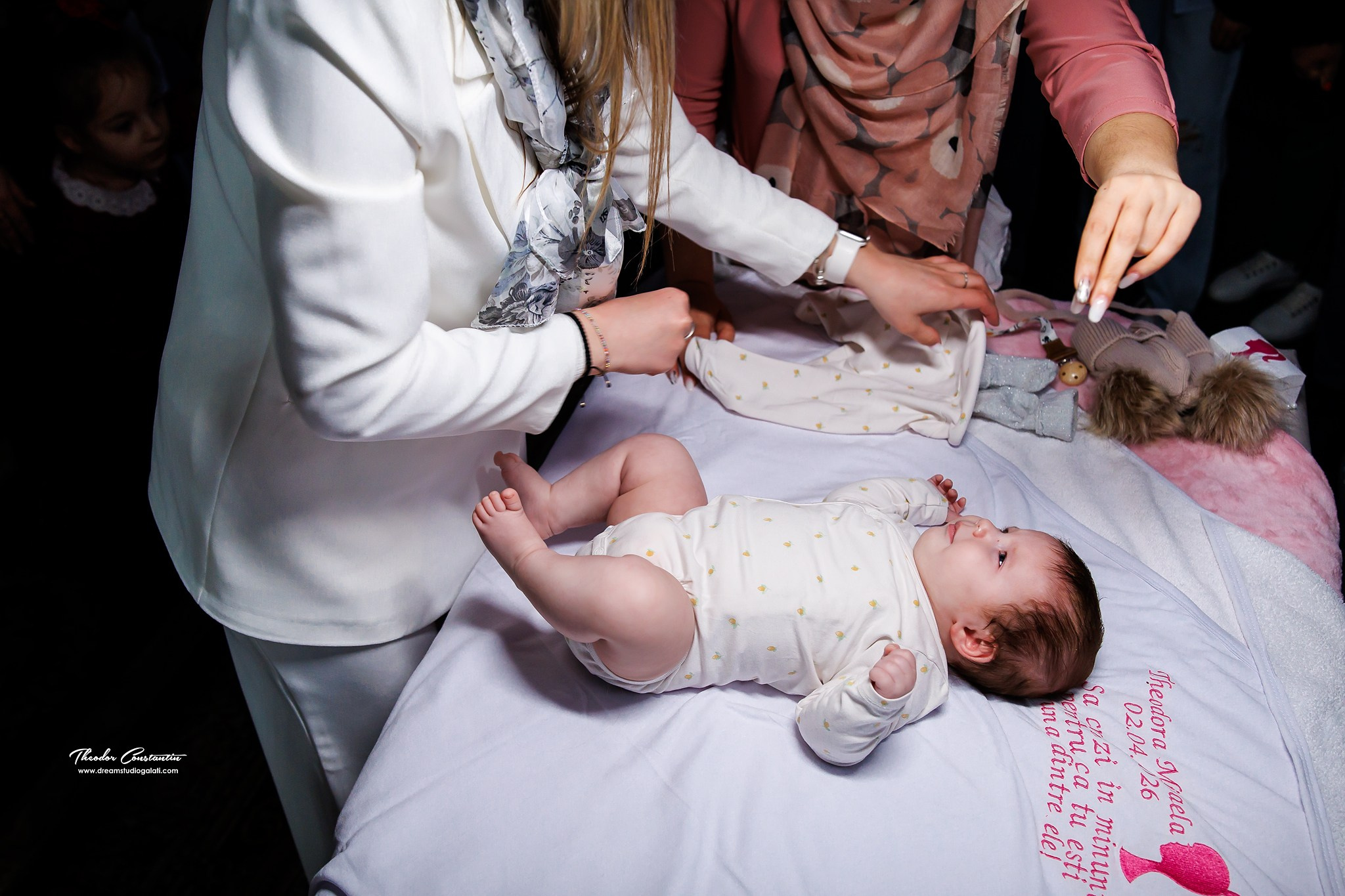 Botez. Dream Studio Galați – ședințe foto profesionale pentru familie, portrete și evenimente