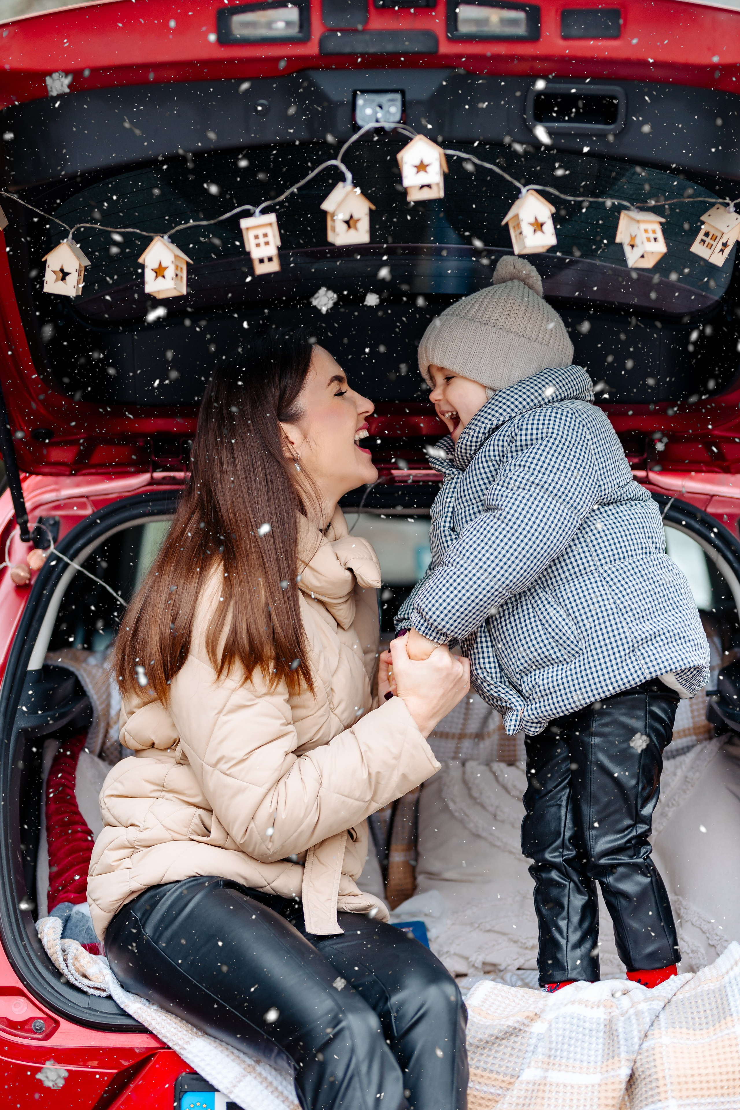 Cristina și Magda. Cristina Andronache fotograf Brașov fotograf de familie fotograf de nunta Brașov
