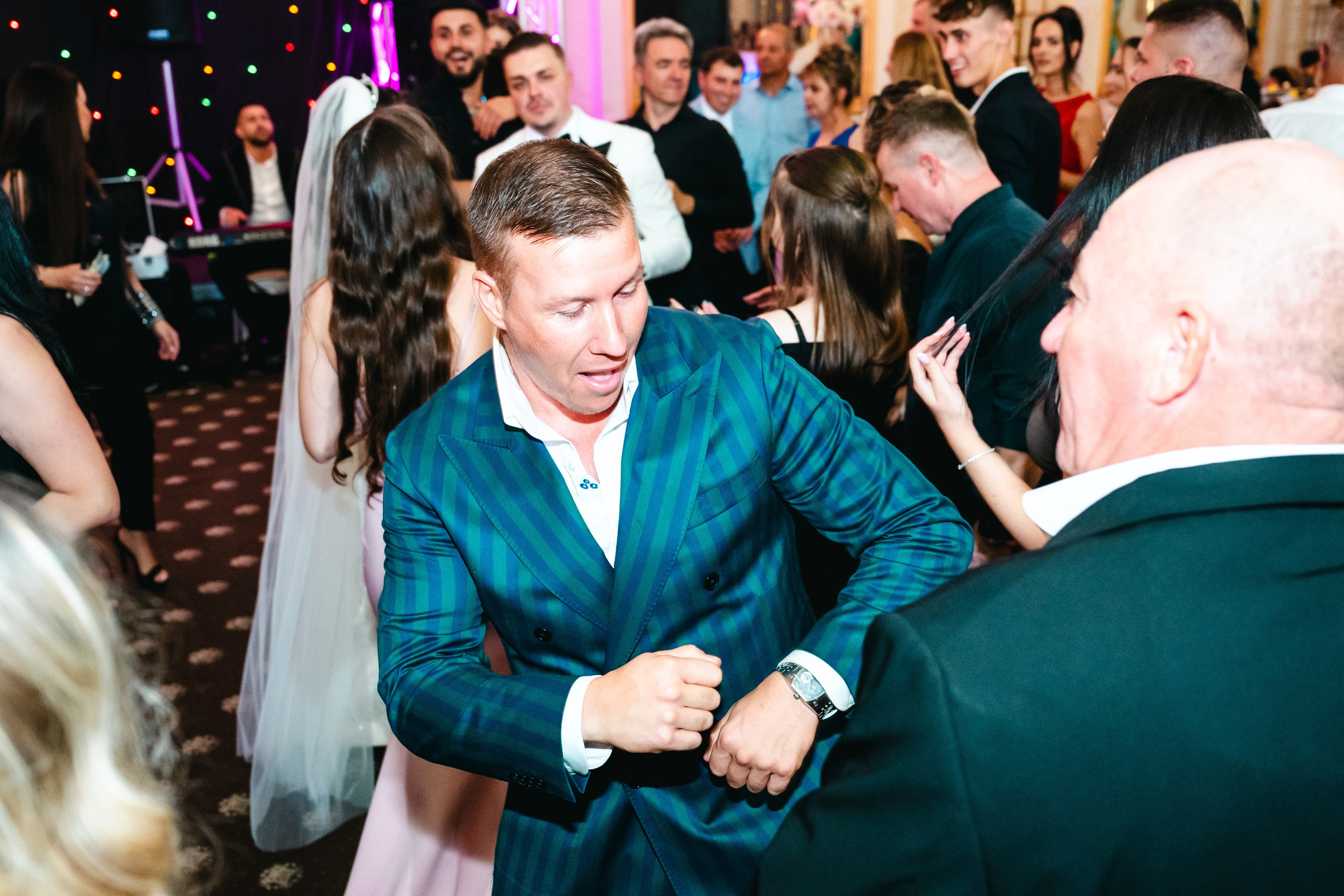 Ana Maria & Robert 💙 Nuntă. DP Events — echipă foto-video din București, capturăm emoții și transformăm momentele în amintiri autentice