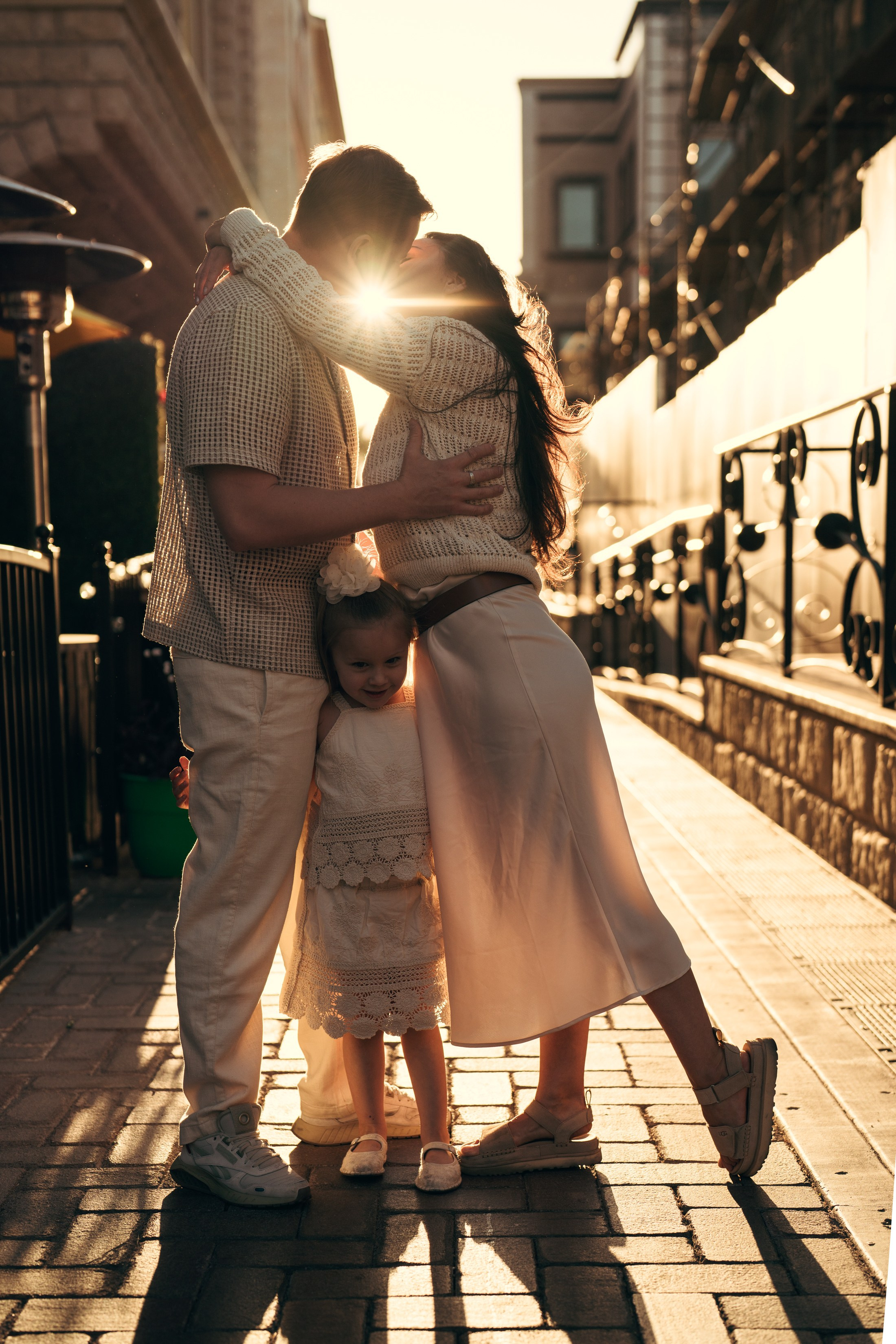 Family. Wedding & elopement photographer Viktoriya Kravtsov. Las Vegas