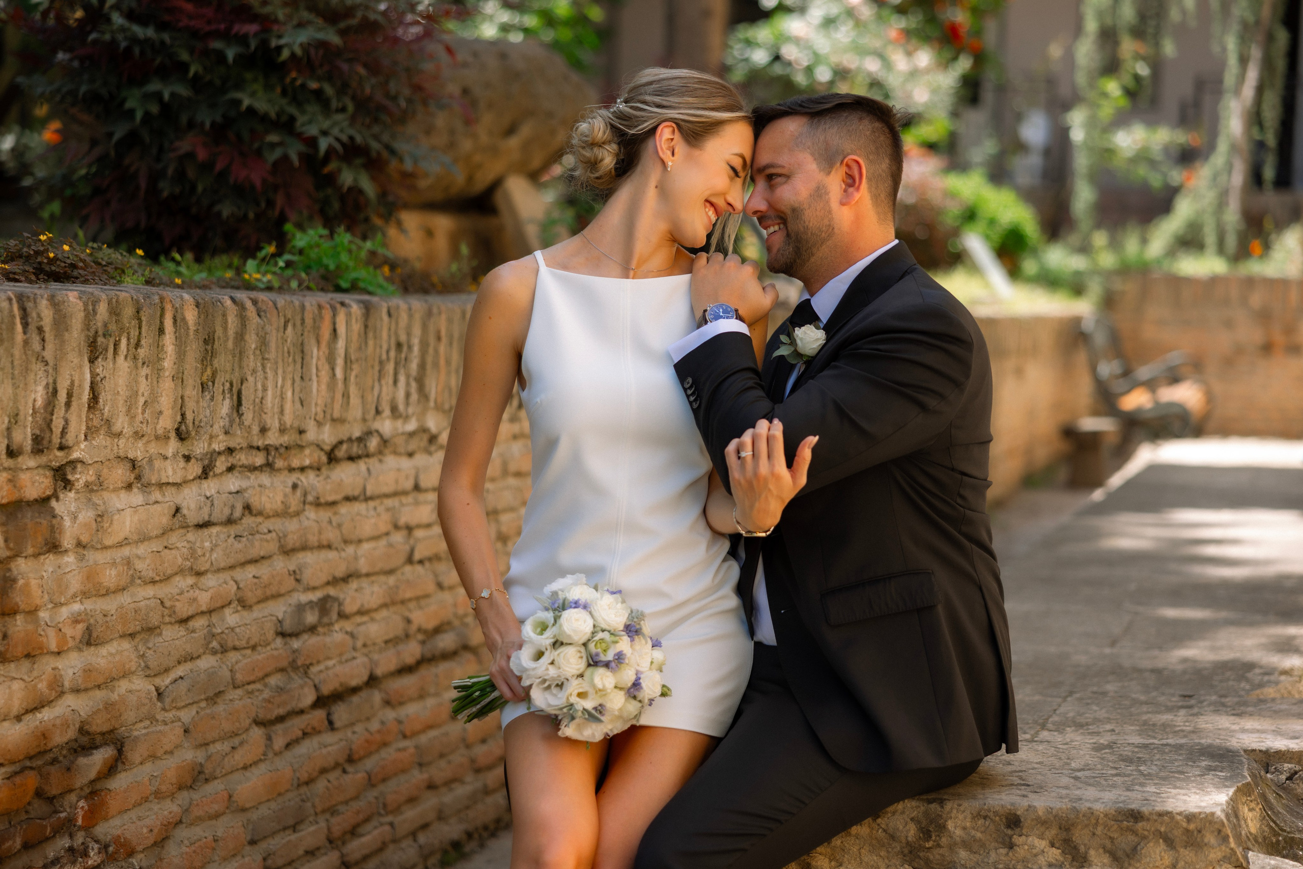 Lovely moments in Tbilisi. Wedding photographer in Tbilisi Ioseb Mamniashvili