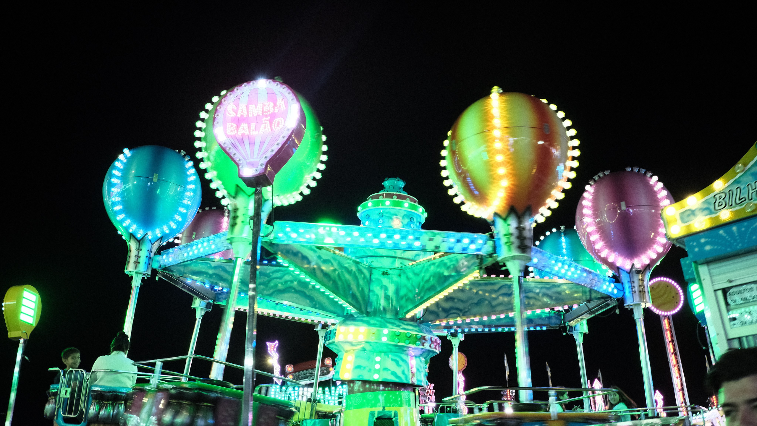 Funfair in Funchal. Portrait photographer in Madeira — Marina Shtukina