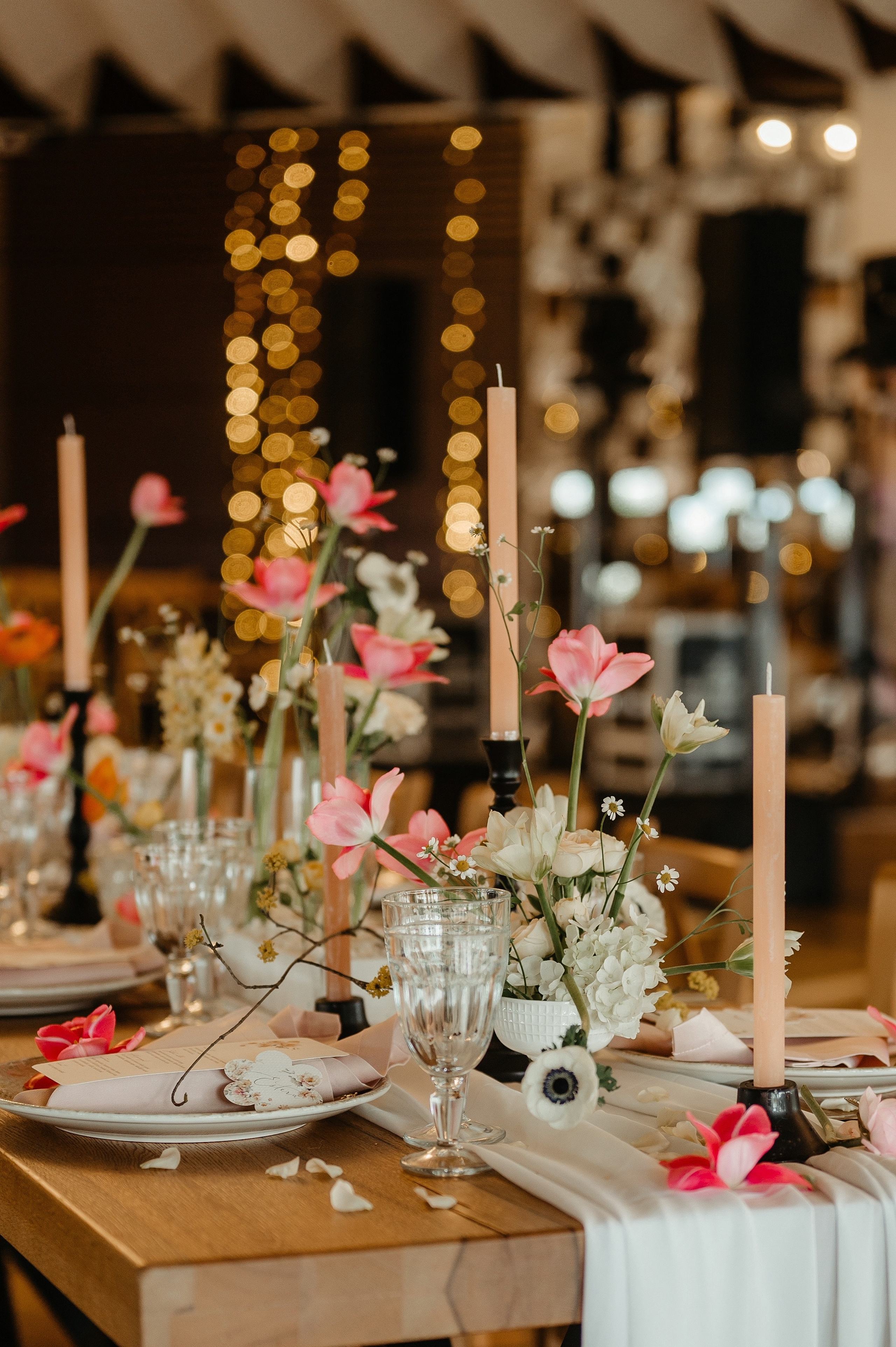 Fotograf nunta iasi fotograf evenimente fotograf nunta pret oferta. Proud Vision Weddings | Wedding Photography & Film — Servicii profesionale Foto Video Nunta Iasi