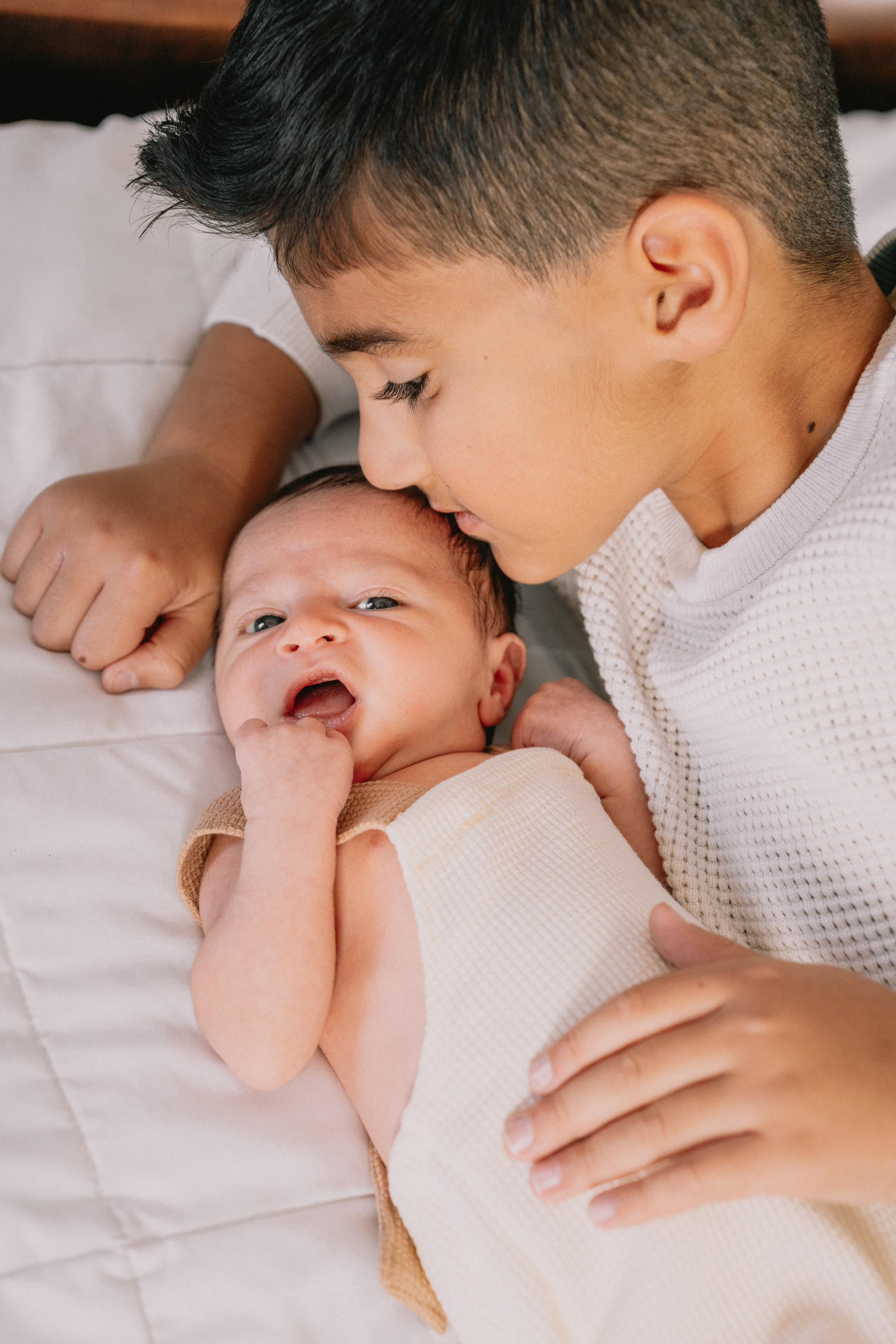 Newborn & Dad Photography – Capturing Precious Father-Baby Bonding. Alisa Tant — Family and newborn photographer Bucks County, Montgomery county, Philadelphia, NJ