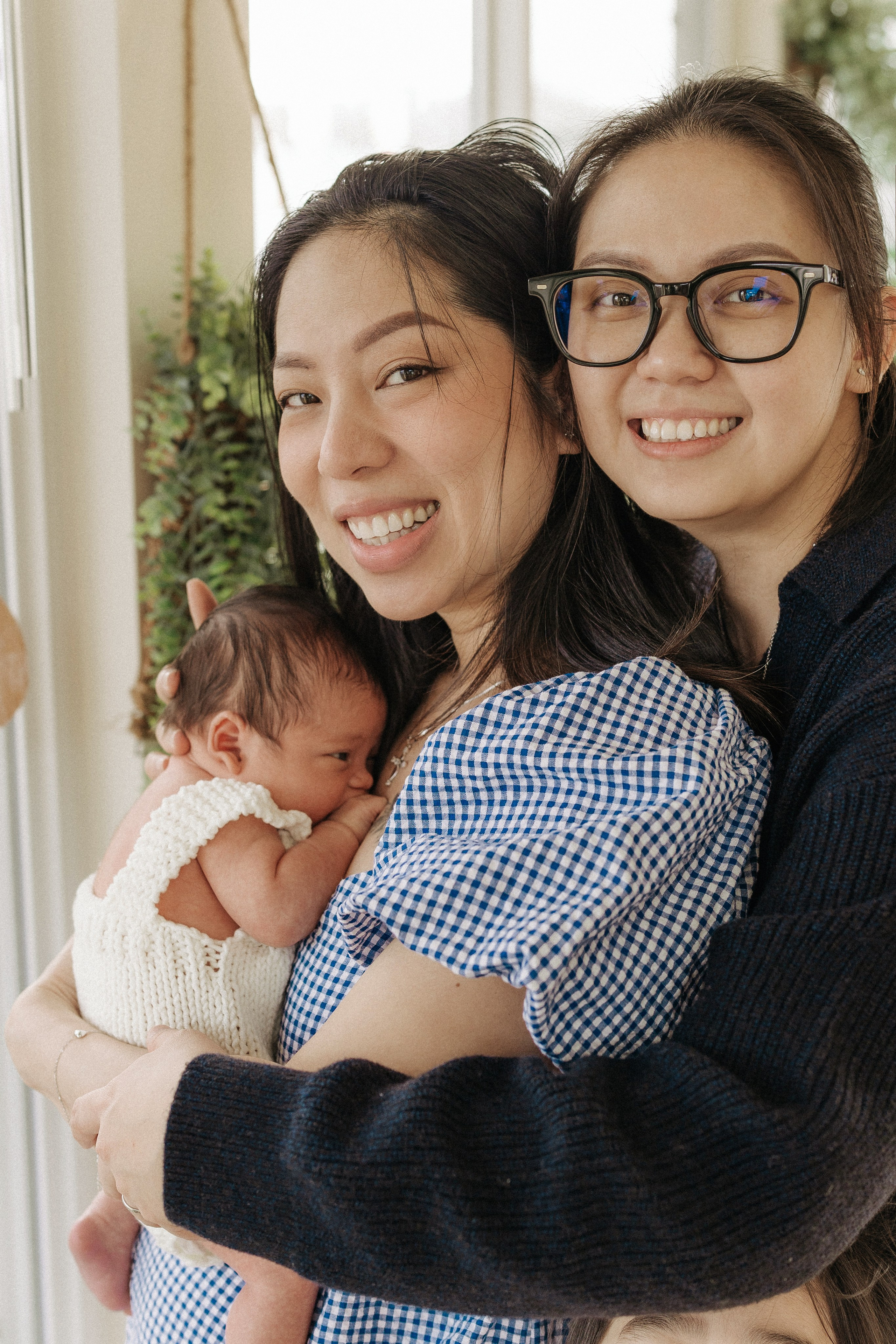 Cozy At-Home Newborn Photography – Warm & Emotional. Alisa Tant — Family and newborn photographer Bucks County, Montgomery county, Philadelphia, NJ