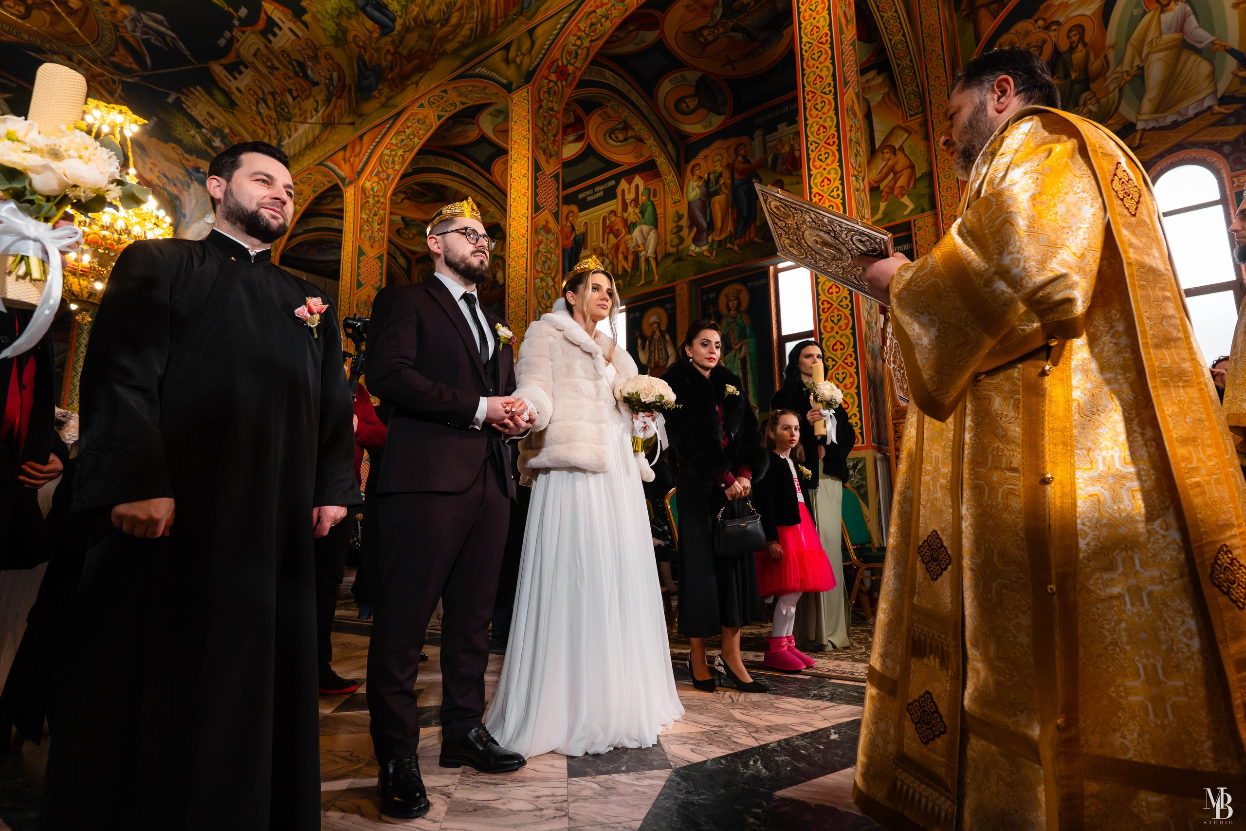 Constantin și Cătălina. MBT STUDIO