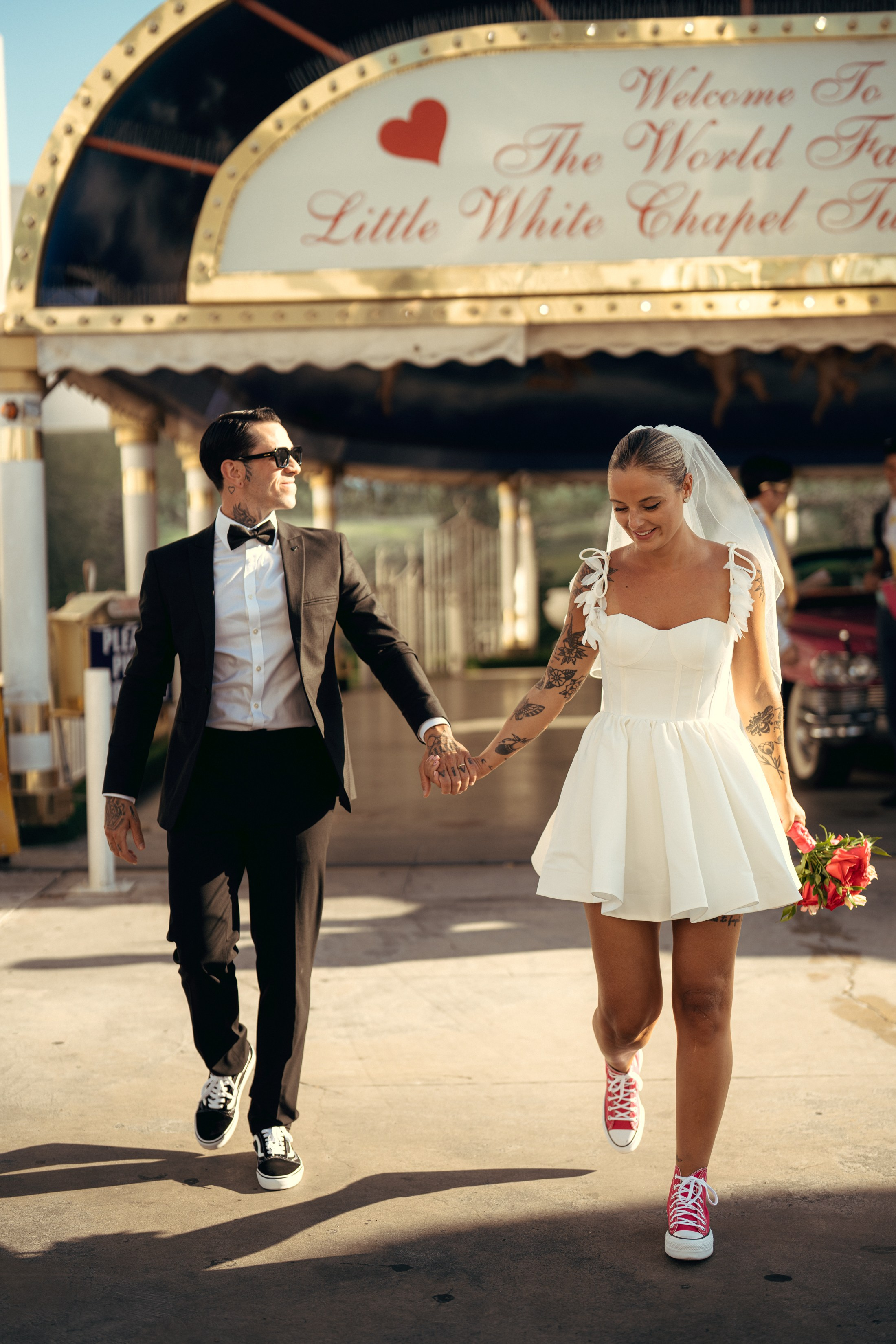Klara&Marsel. Wedding & elopement photographer Viktoriya Kravtsov. Las Vegas