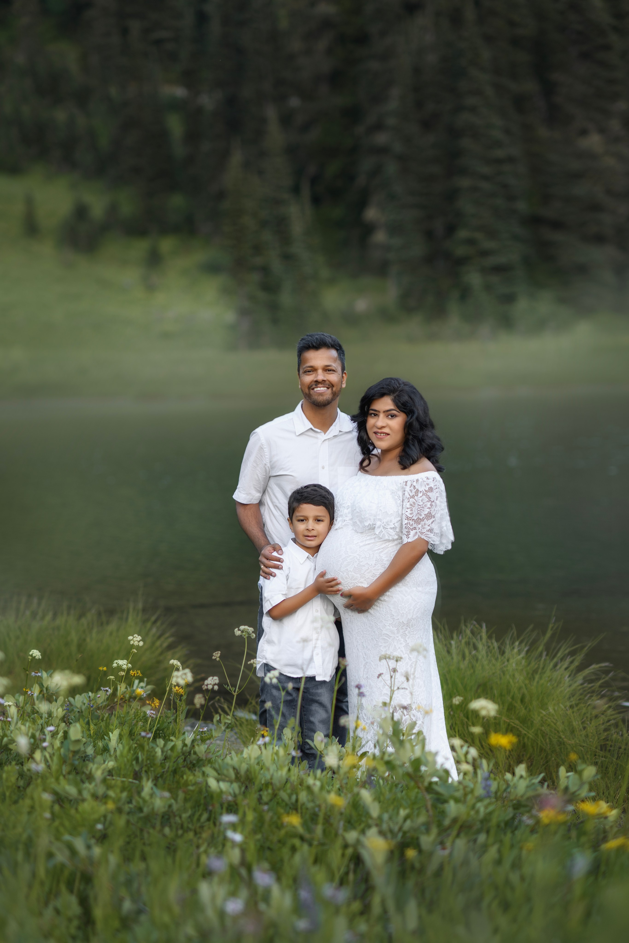 Megha. Wedding & family photography in Seattle area. Helen Michelle photographer