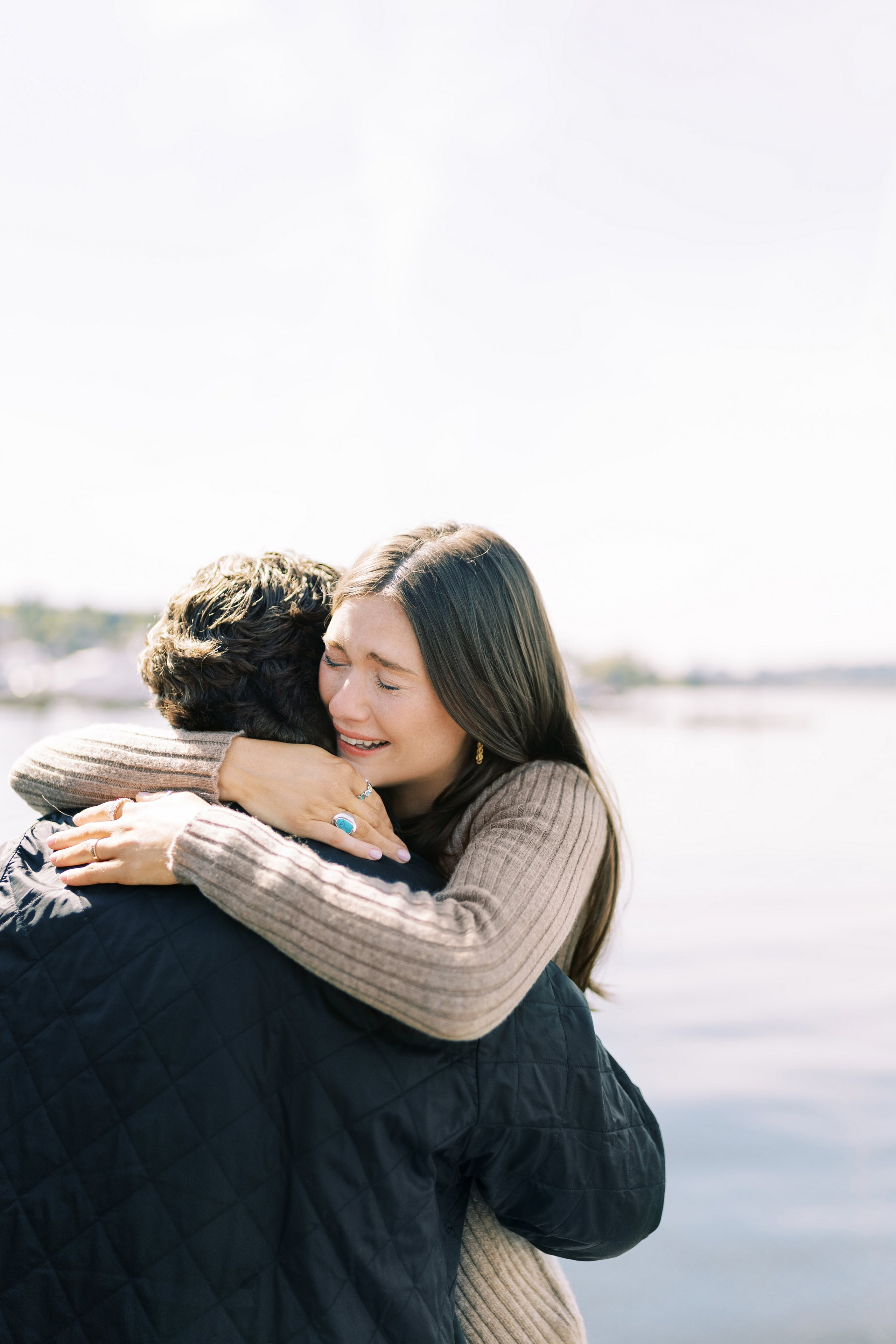 Engagement photo shoot Jake & Caroline / May 2024. Marina Park|Kirkland, WA. EVAN ARISTOV WEDDING PHOTOGRAPHY — Seattle Wedding Photographer