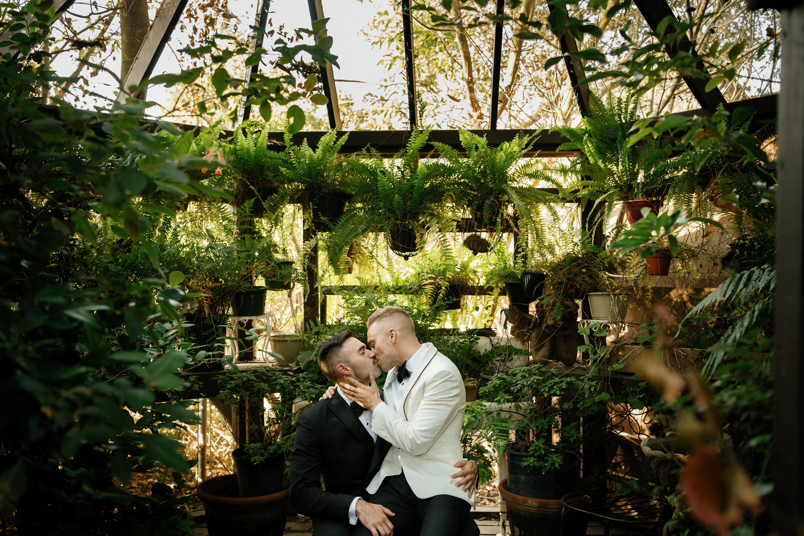 LGBT wedding photographer in California. Wedding Photography & Videography Team in California, Los Angeles, San Francisco, San Diego and Travel