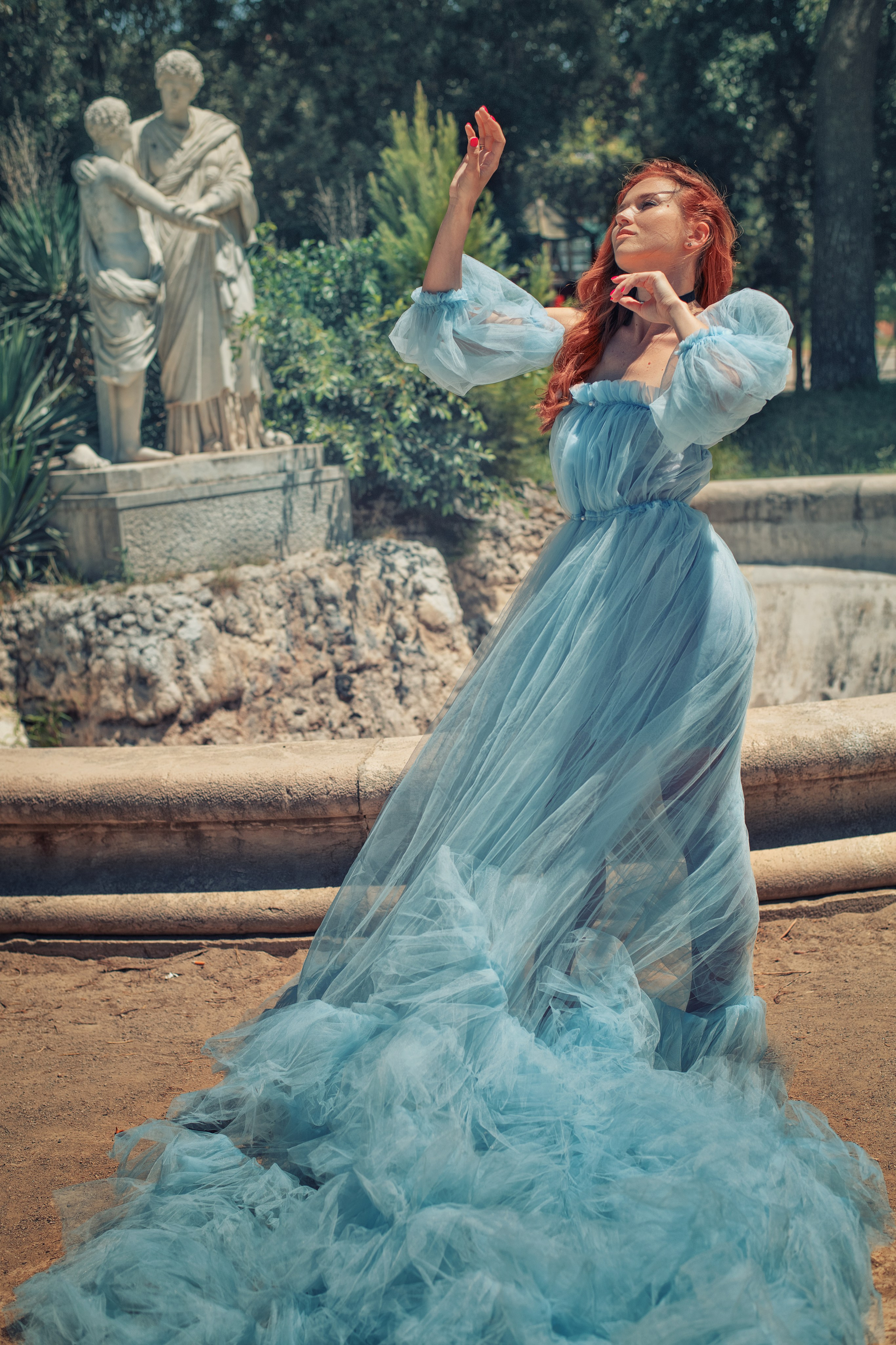 Photoshoot in tulle dresses. Фотограф в Неаполе