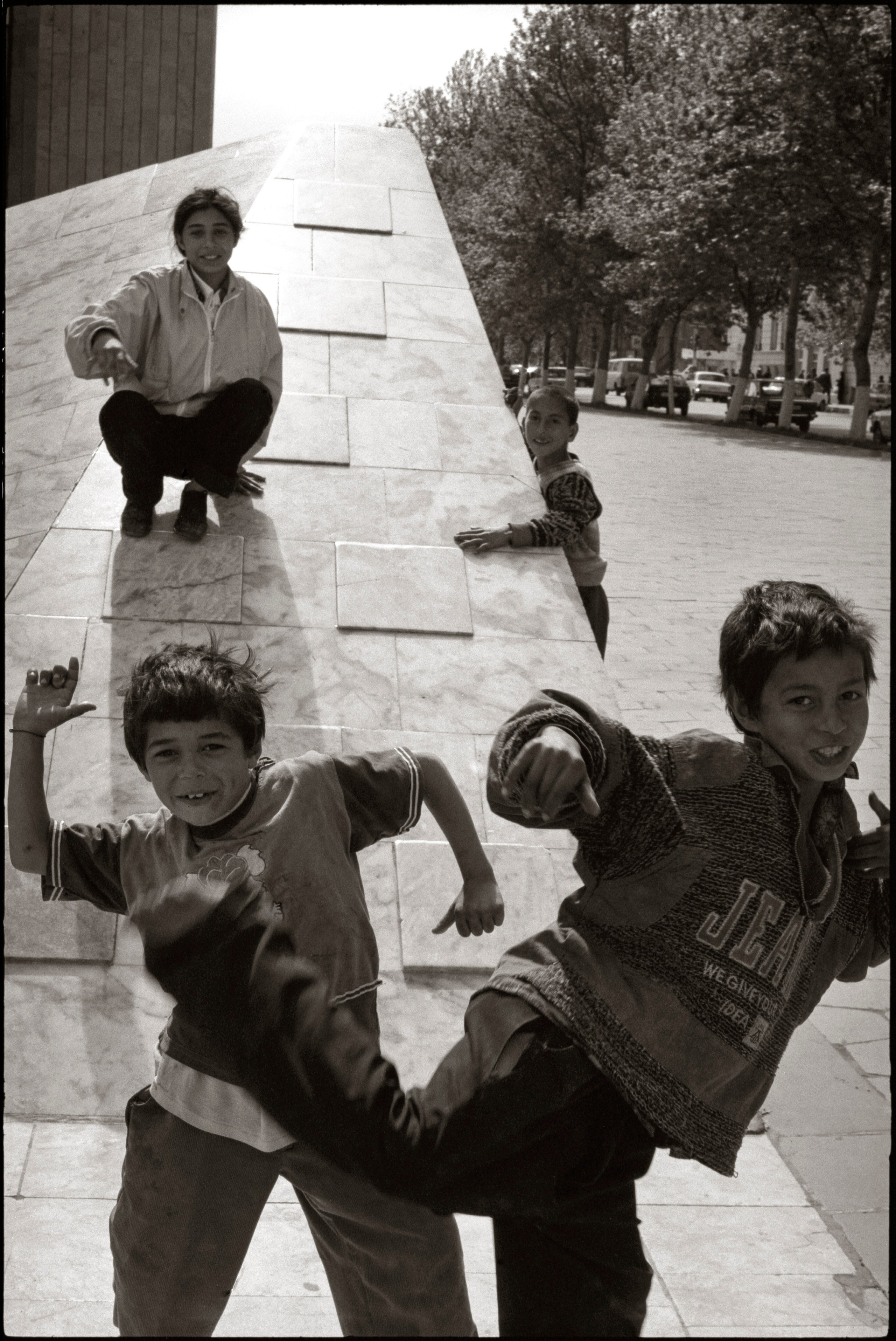 Gypsy children.  Baku, 2007