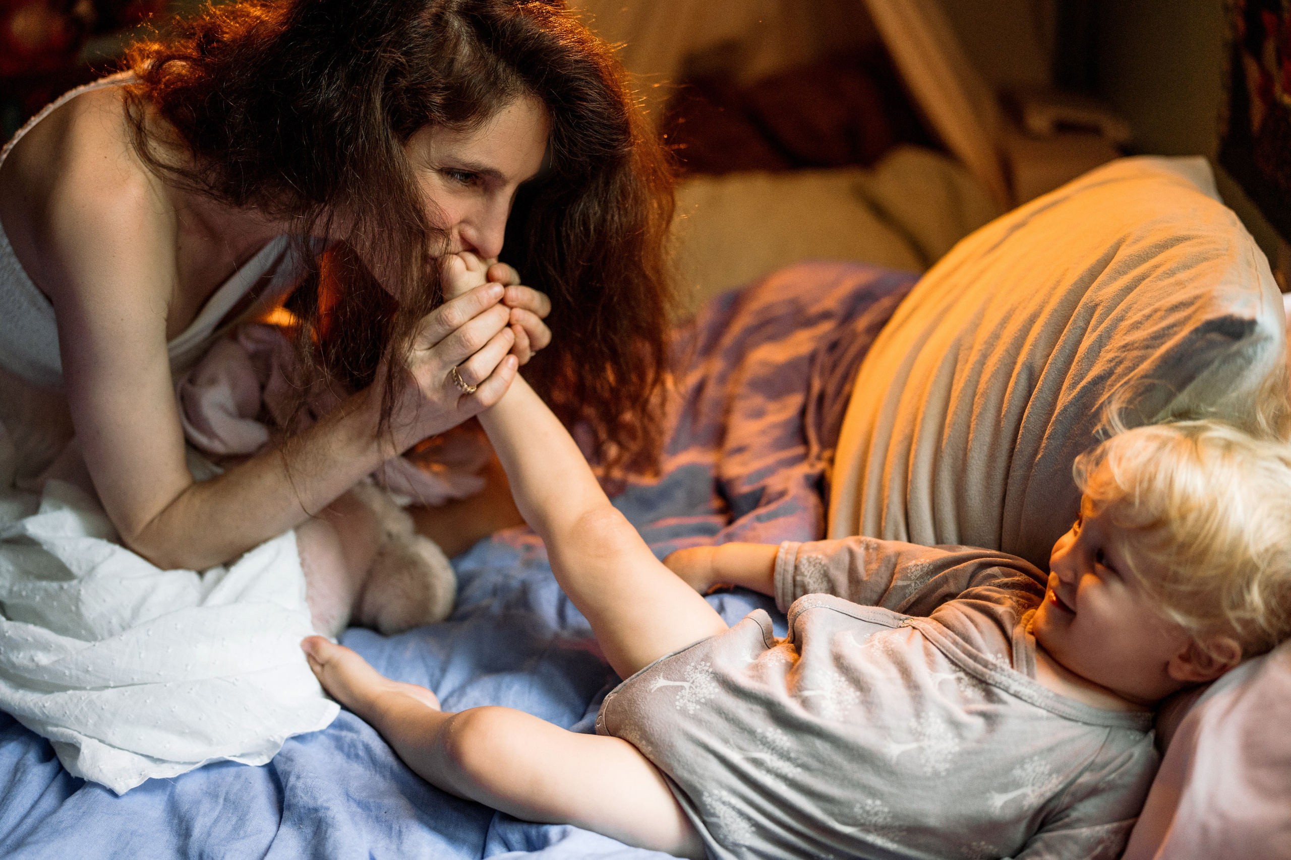 Avigail, Maya, Ben. At home. Wedding and family photographer and videographer PA, NJ, NY, DE, MD