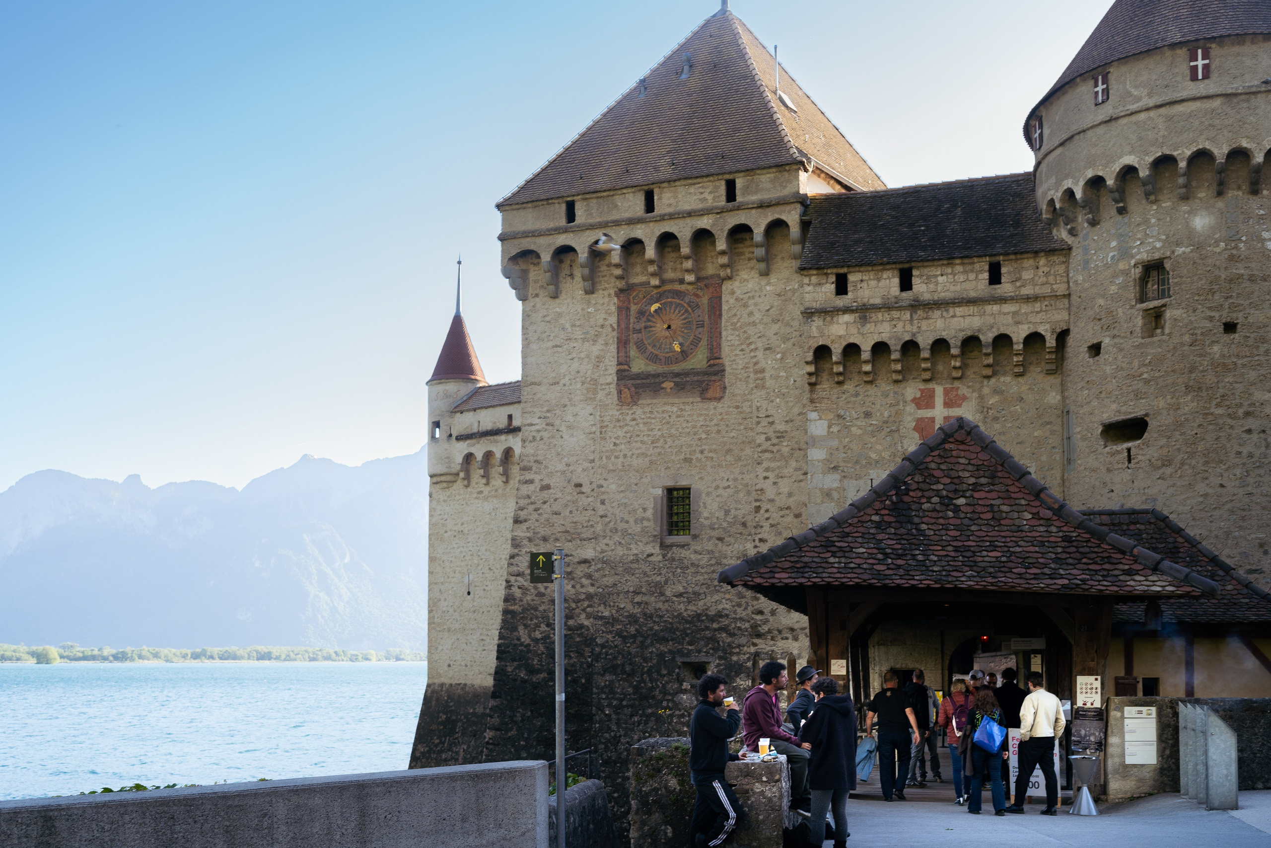 Soirée Post-Punk & Wine 2025 au château de Chillon | Photographe d'événements à Genève, Eugenia Andres. Photographe à Genève - Eugenia Andres